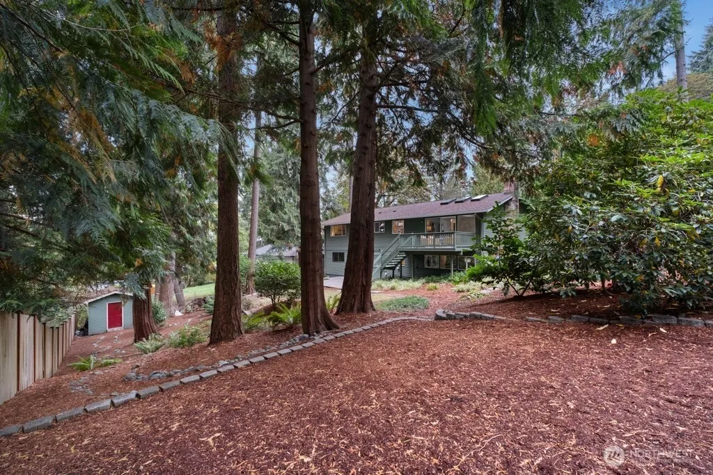 16817 NE 91st Street , Redmond, WA 98052
