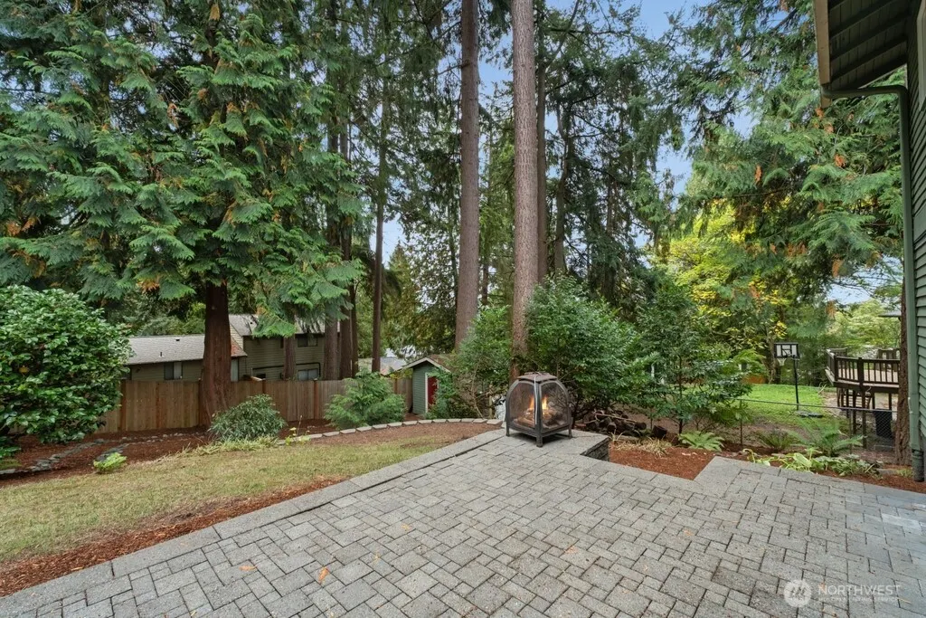 16817 NE 91st Street , Redmond, WA 98052