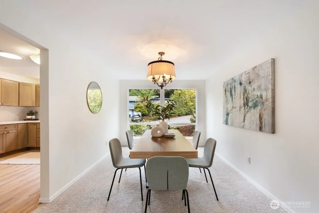 16817 NE 91st Street , Redmond, WA 98052