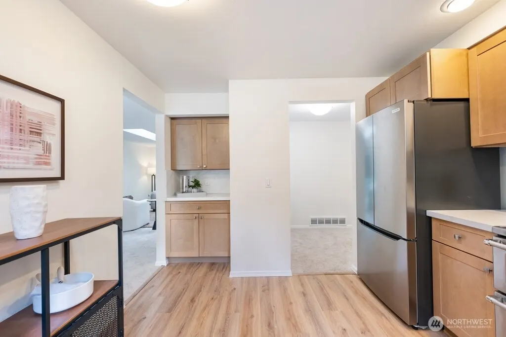 16817 NE 91st Street , Redmond, WA 98052