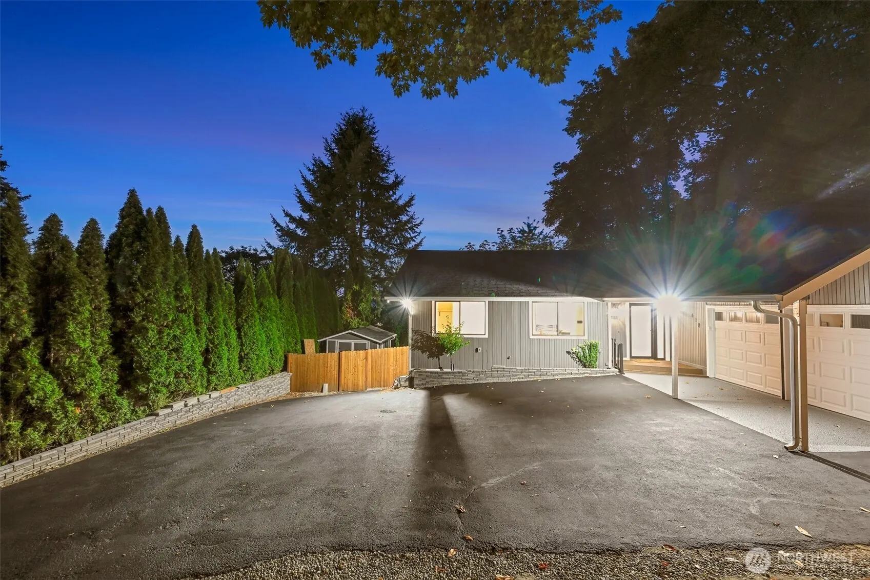 418 Kennebeck Avenue S, Kent, WA 98030