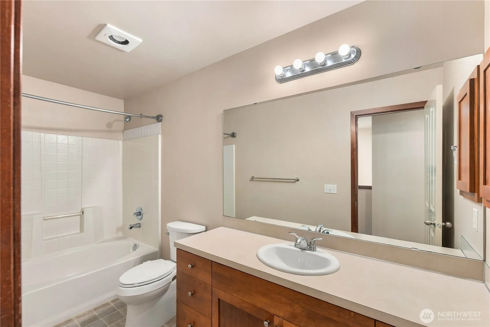 5921 SE 2nd Court , Renton, WA 98059-8529