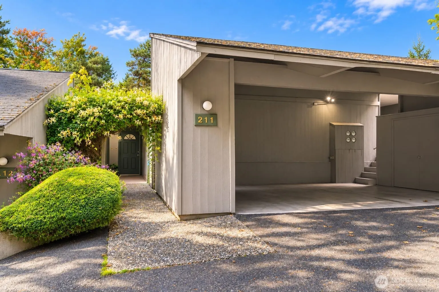 6356 138th Avenue NE #211, Redmond, WA 98052