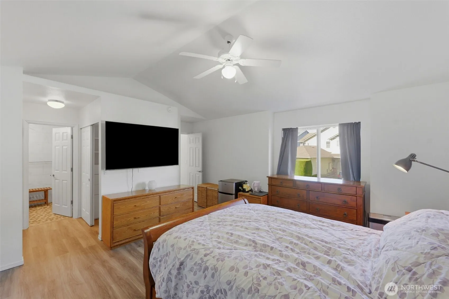 1924 187th Place SE, Bothell, WA 98012