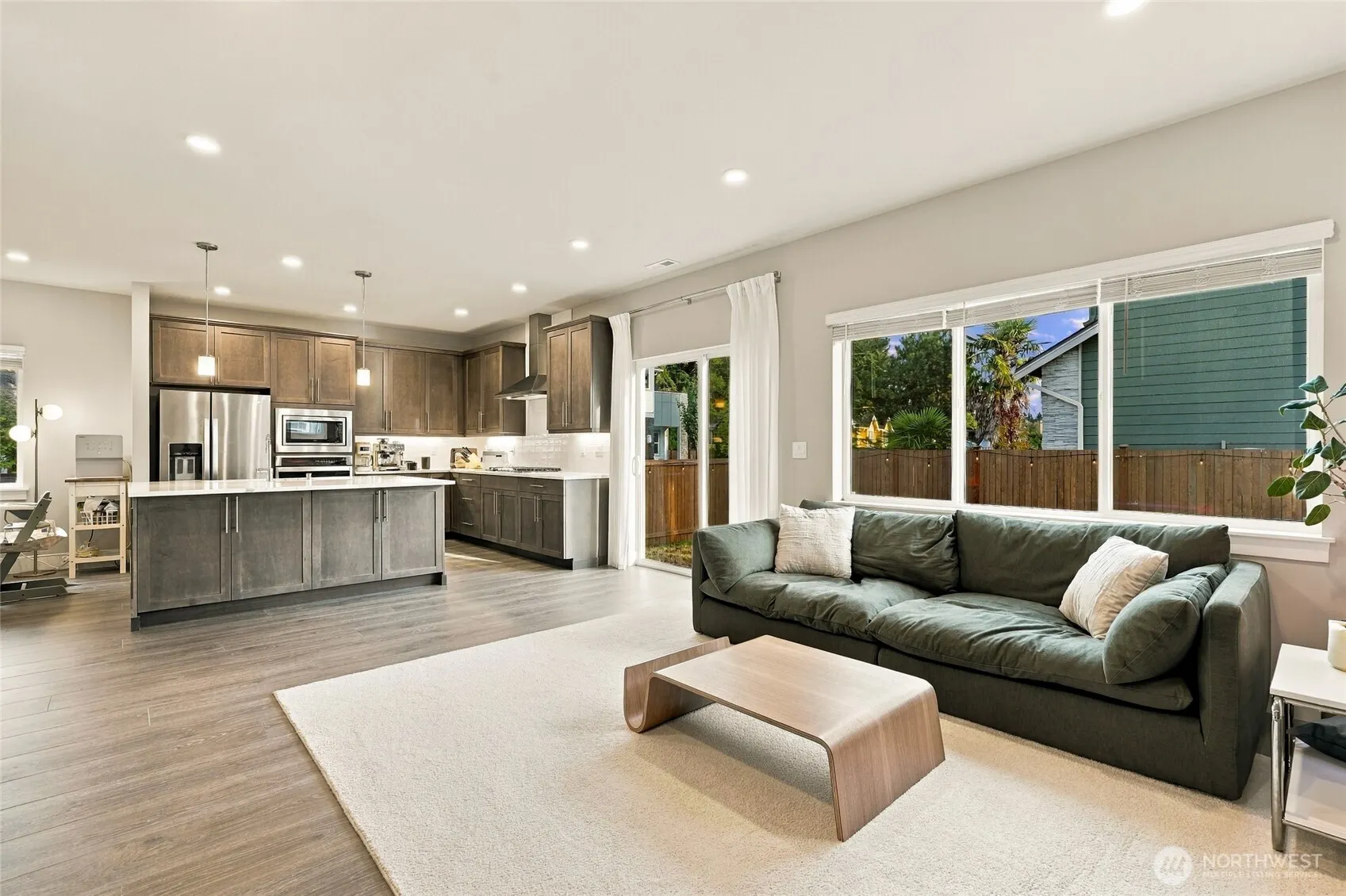 6224 206th Place SW , Lynnwood, WA 98036
