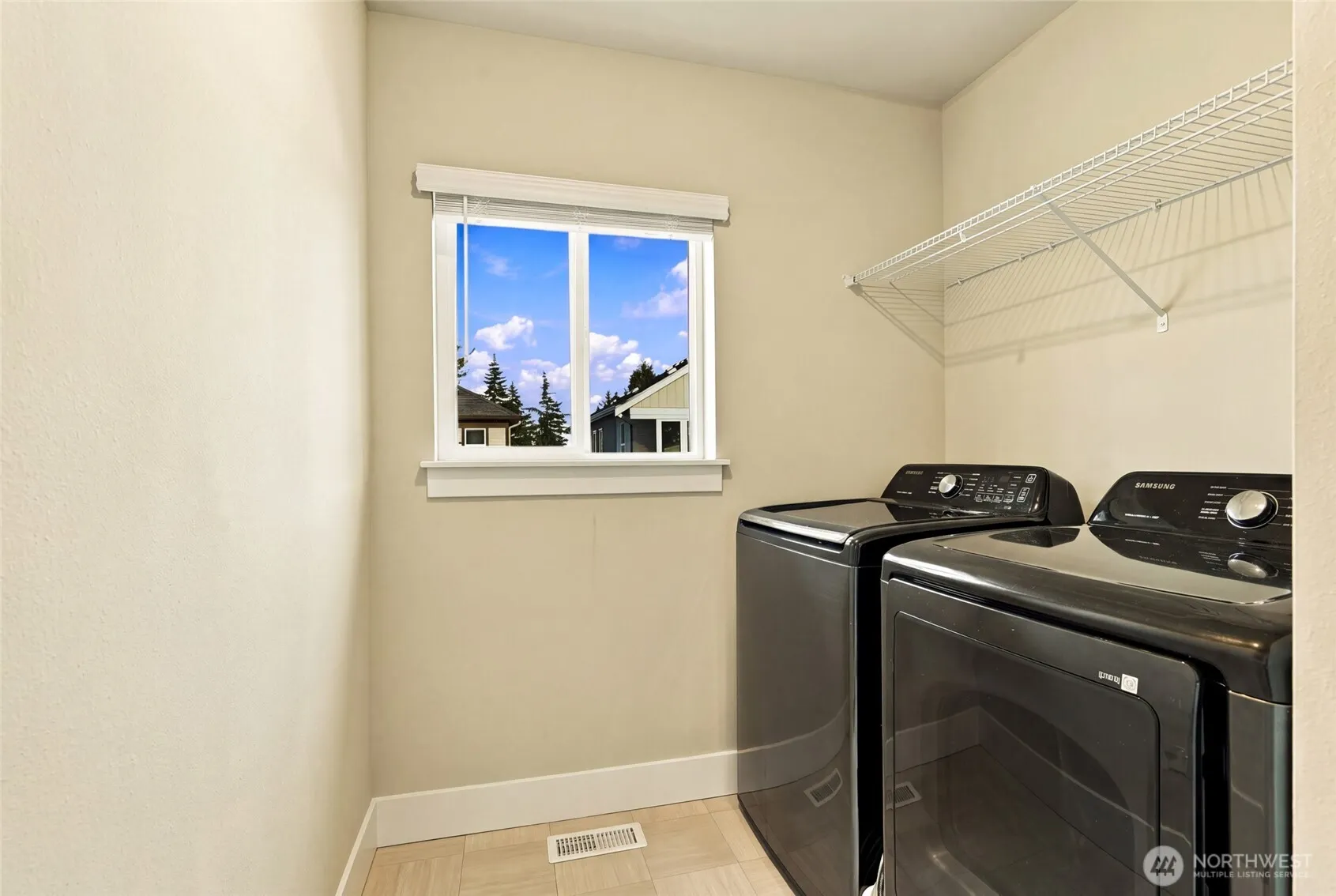 6224 206th Place SW , Lynnwood, WA 98036
