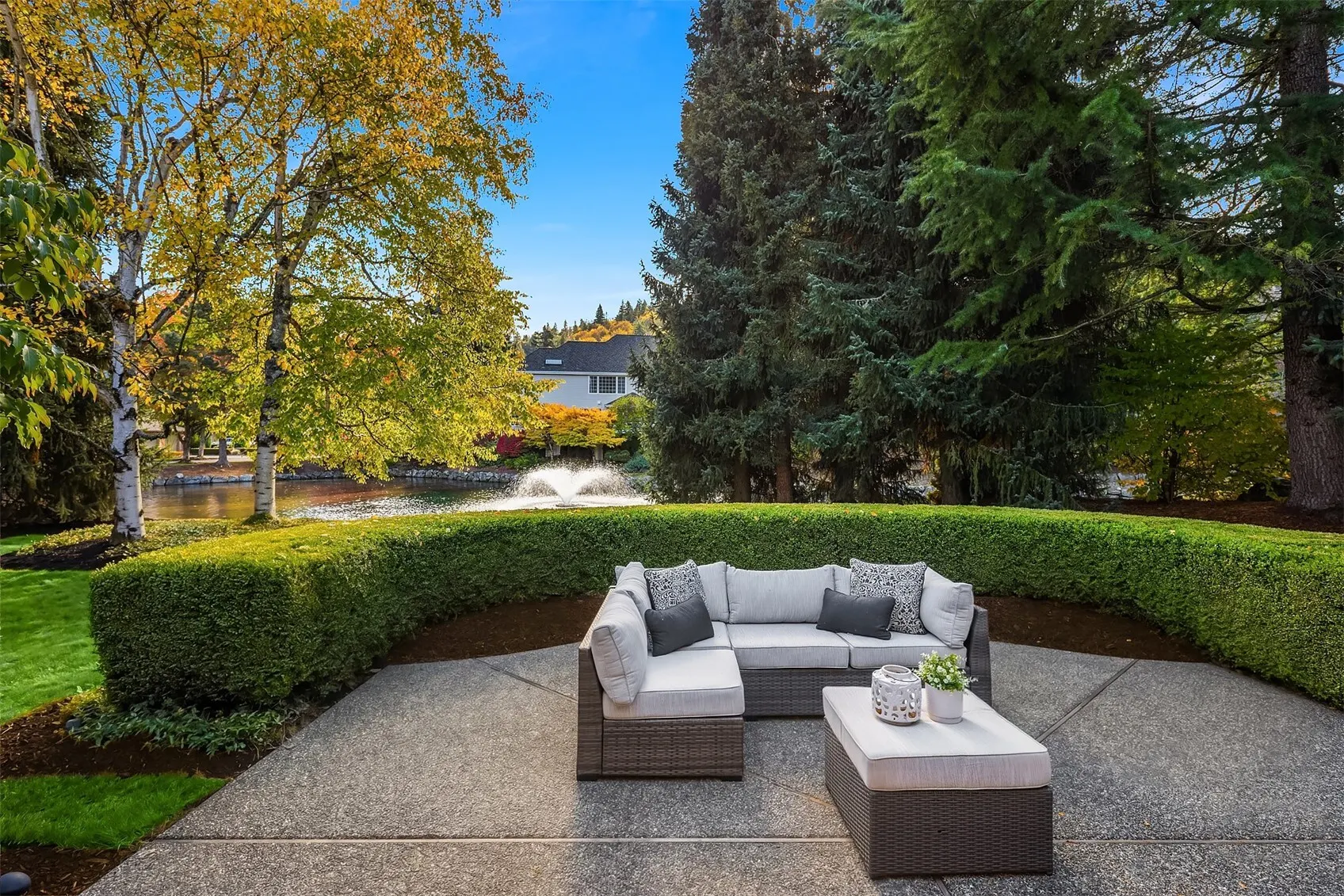 5684 Matterhorn Place NW, Issaquah, WA 98027