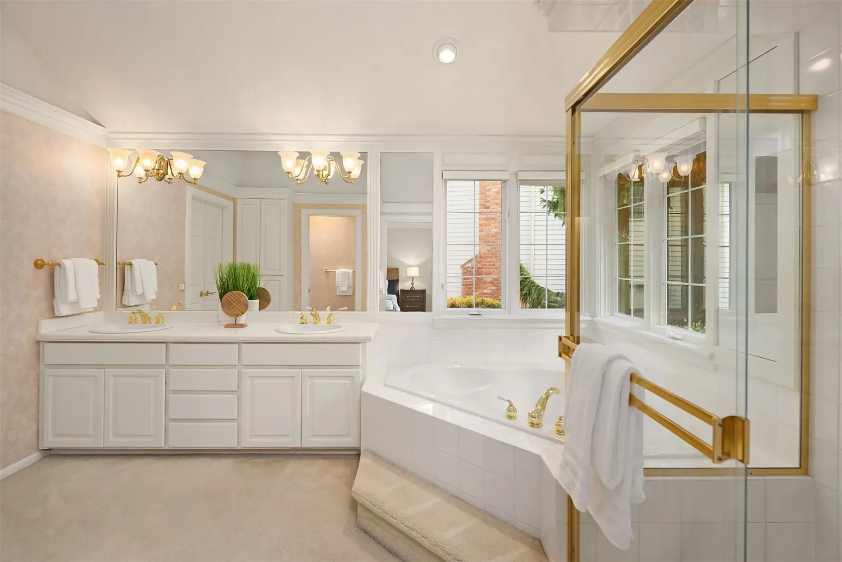 5684 Matterhorn Place NW, Issaquah, WA 98027