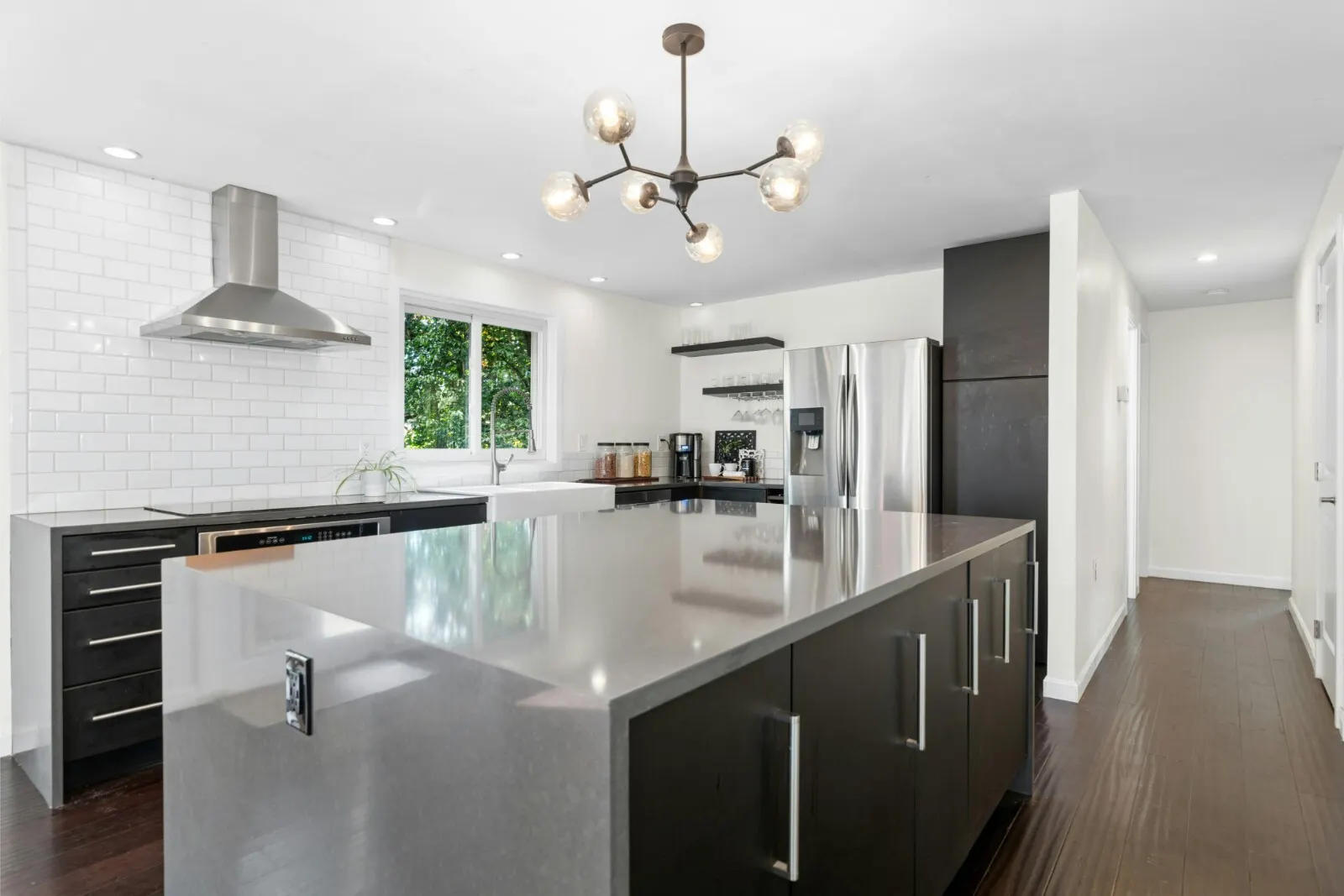 11315 NE 129th Court , Kirkland, WA 98034-6334