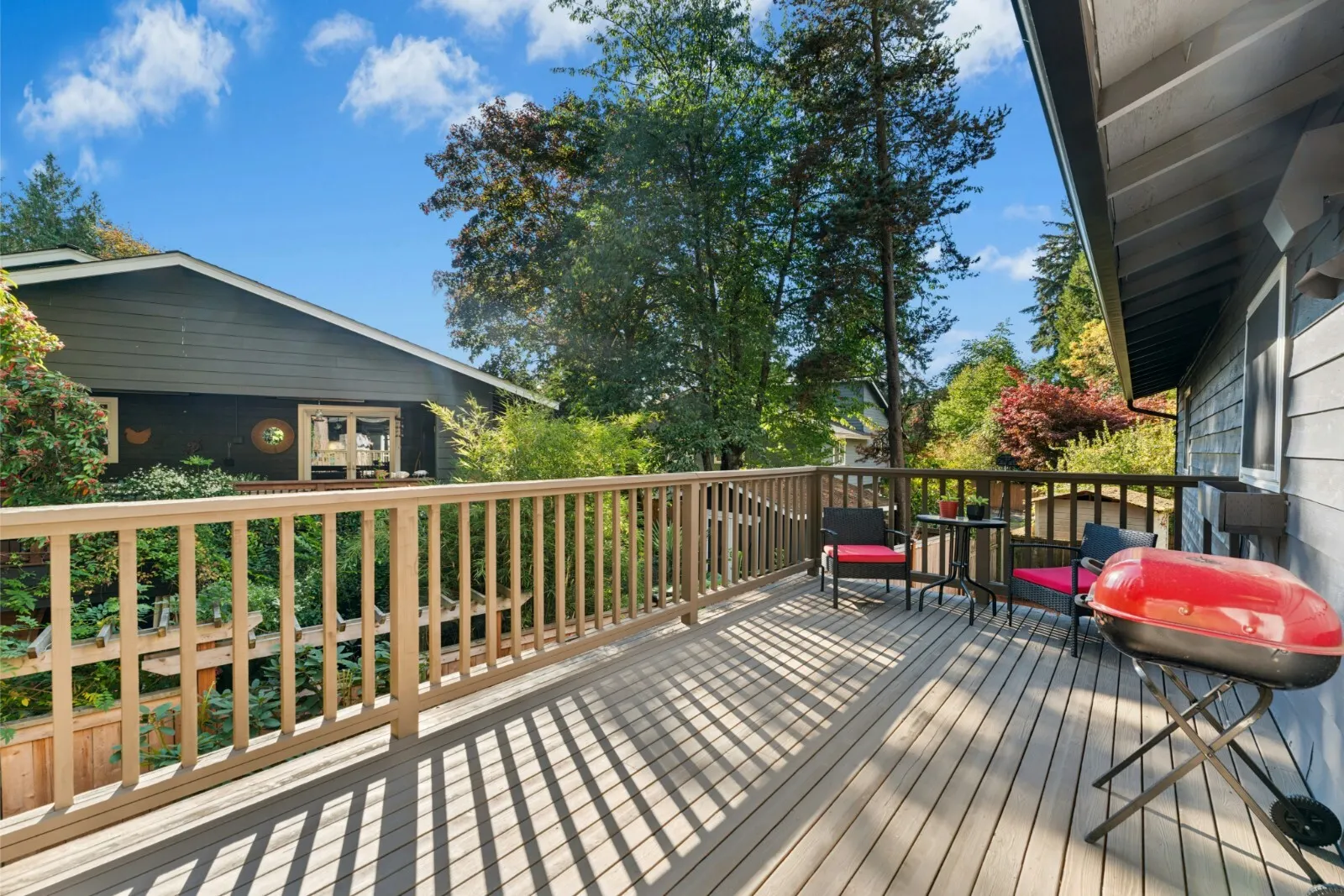 11315 NE 129th Court , Kirkland, WA 98034-6334