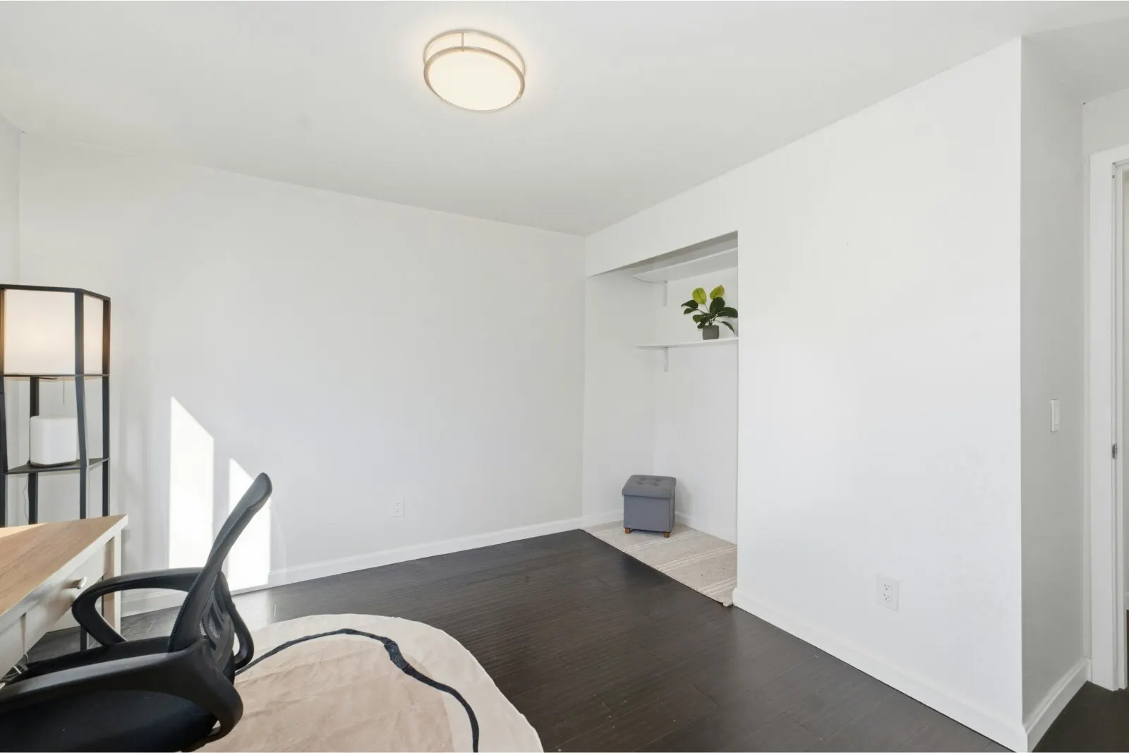 11315 NE 129th Court , Kirkland, WA 98034-6334