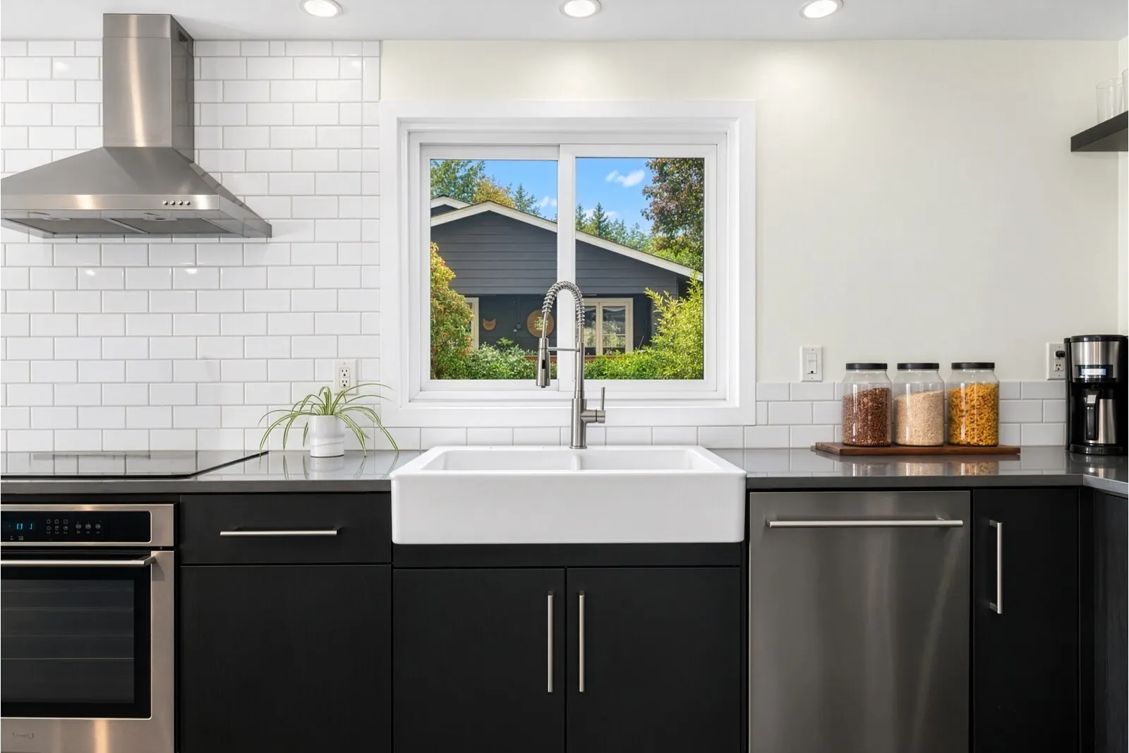 11315 NE 129th Court , Kirkland, WA 98034-6334