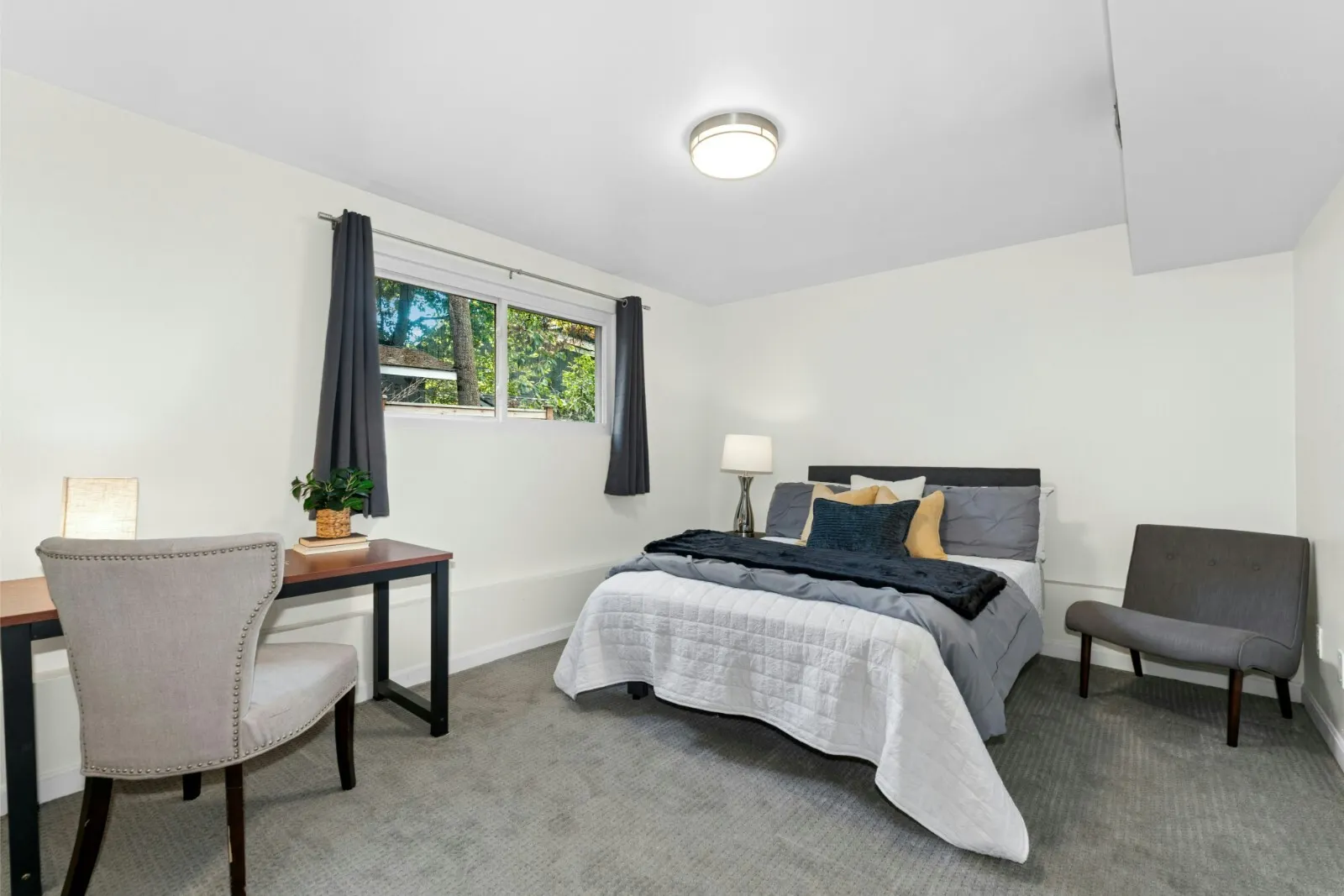 11315 NE 129th Court , Kirkland, WA 98034-6334