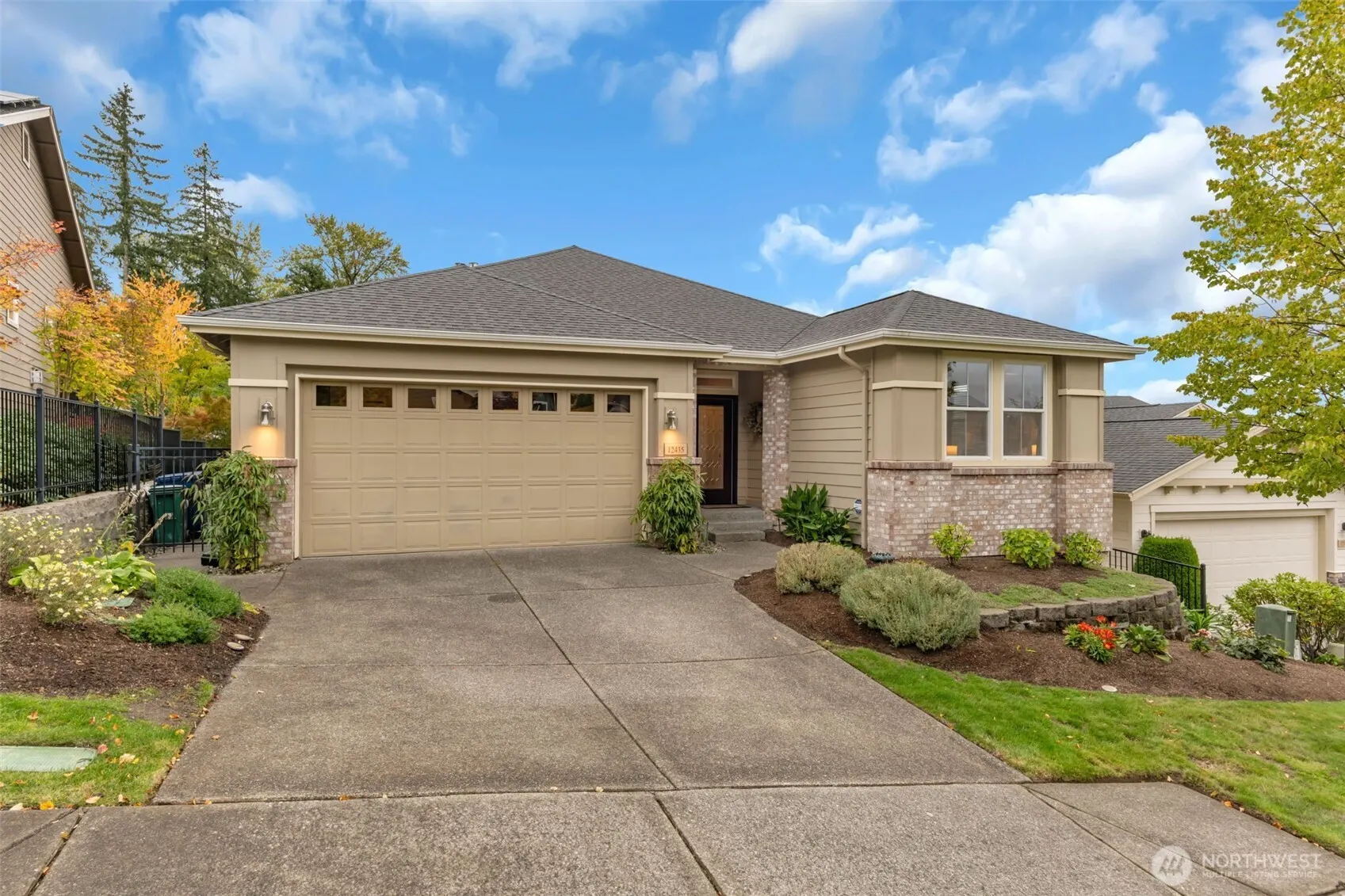 12435 243rd Terrace NE, Redmond, WA 98053-5760