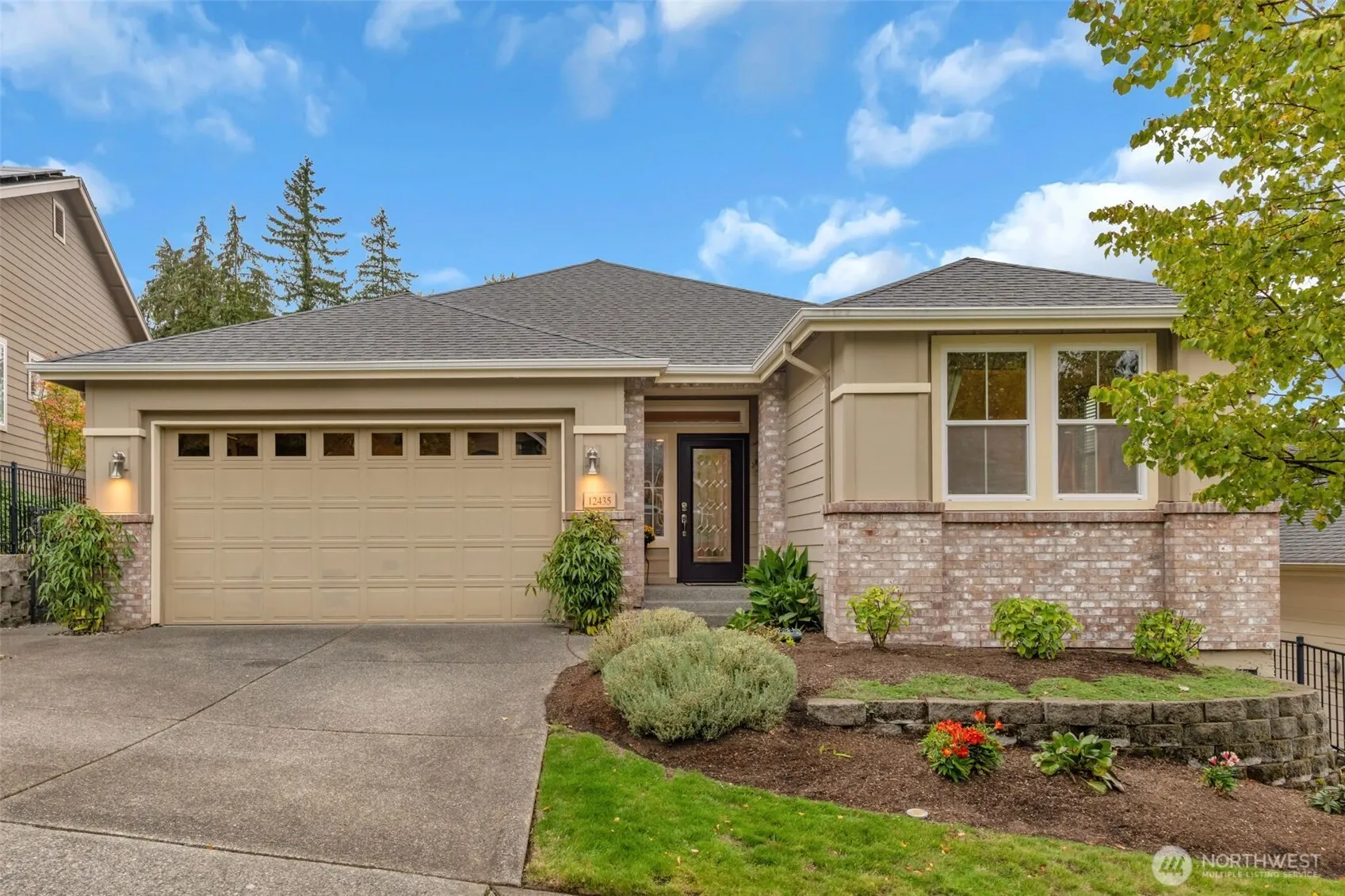12435 243rd Terrace NE, Redmond, WA 98053-5760