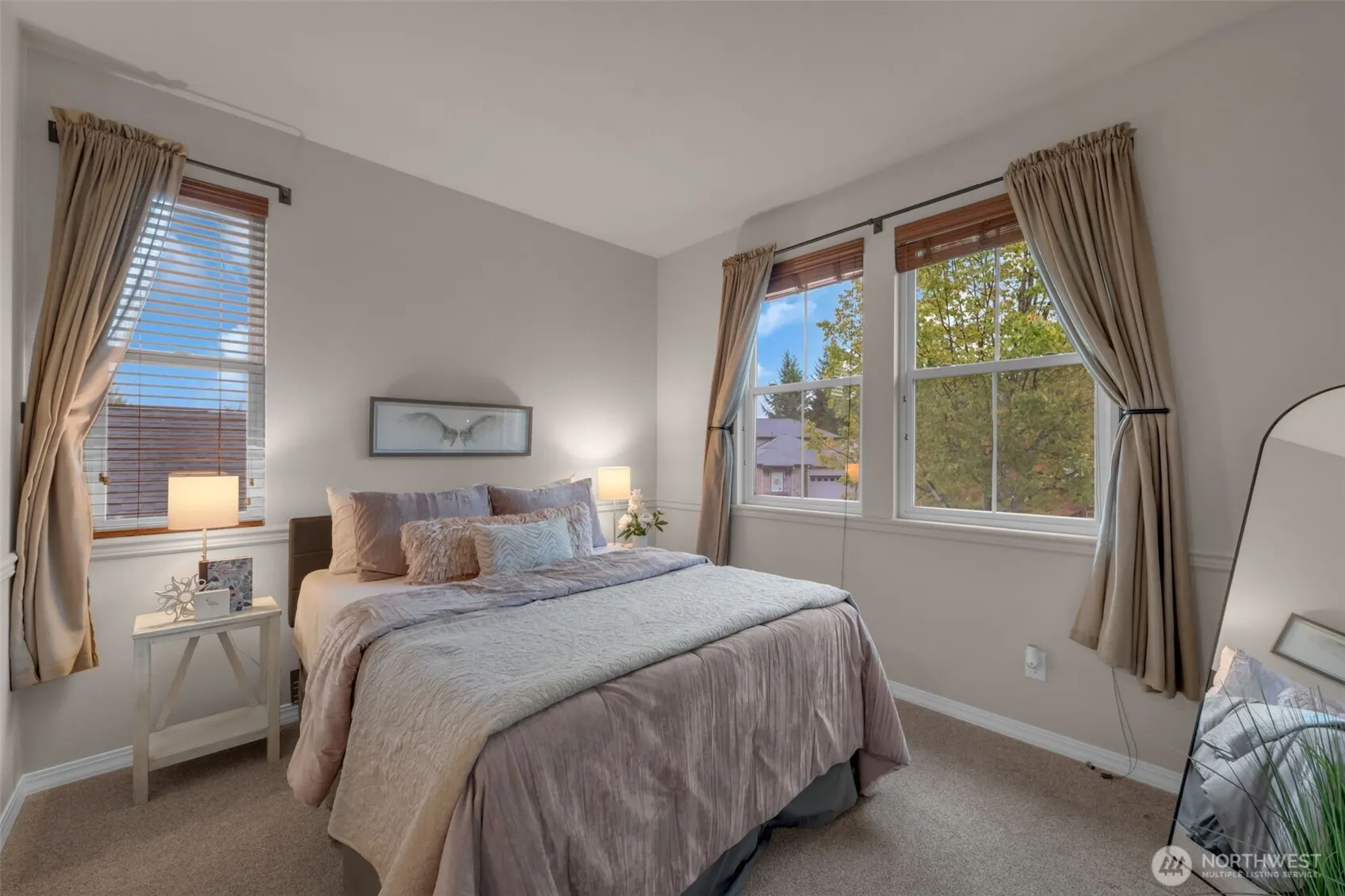12435 243rd Terrace NE, Redmond, WA 98053-5760