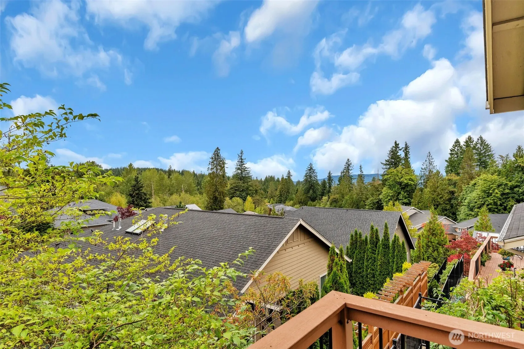 12435 243rd Terrace NE, Redmond, WA 98053-5760
