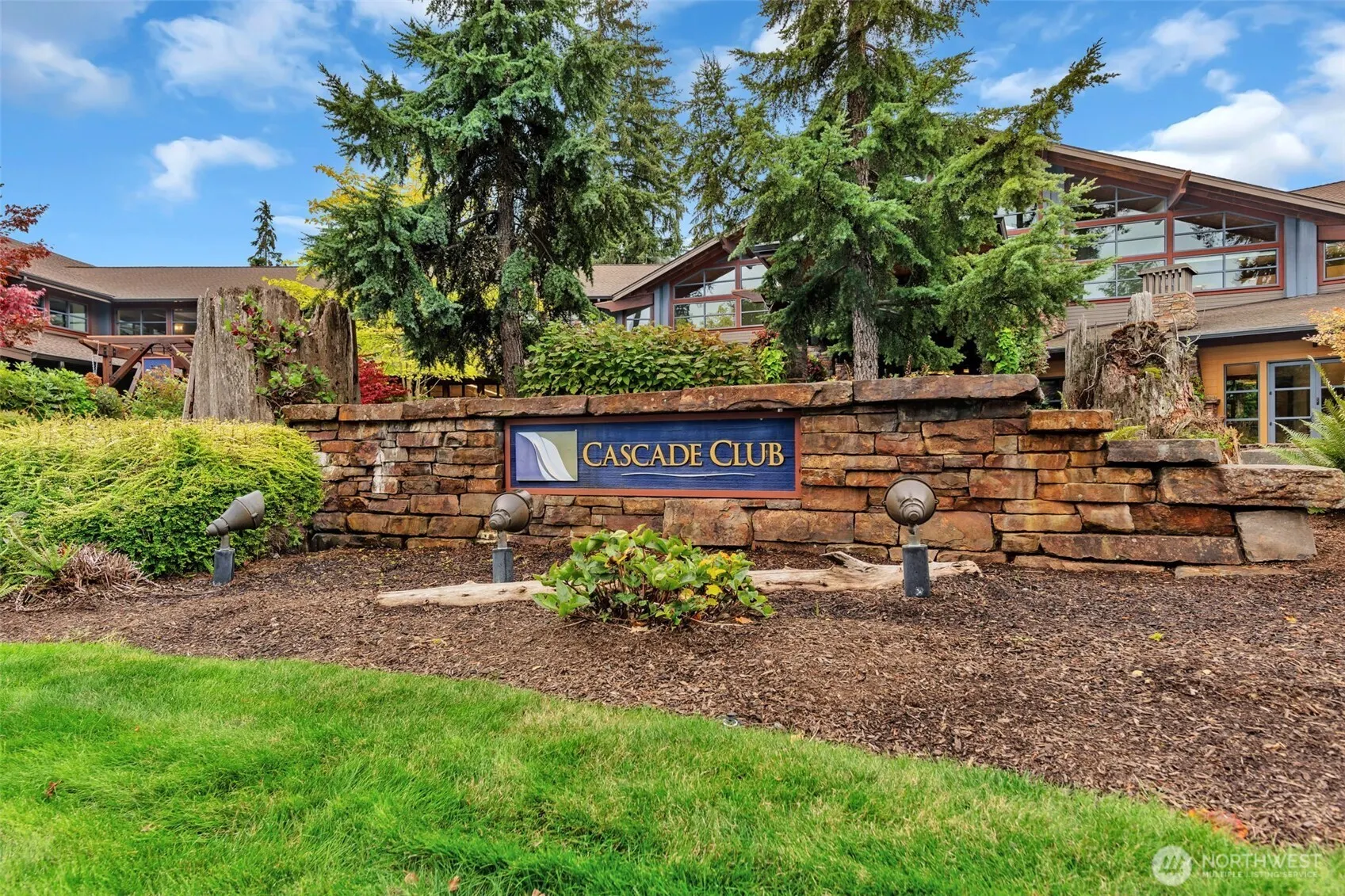12435 243rd Terrace NE, Redmond, WA 98053-5760