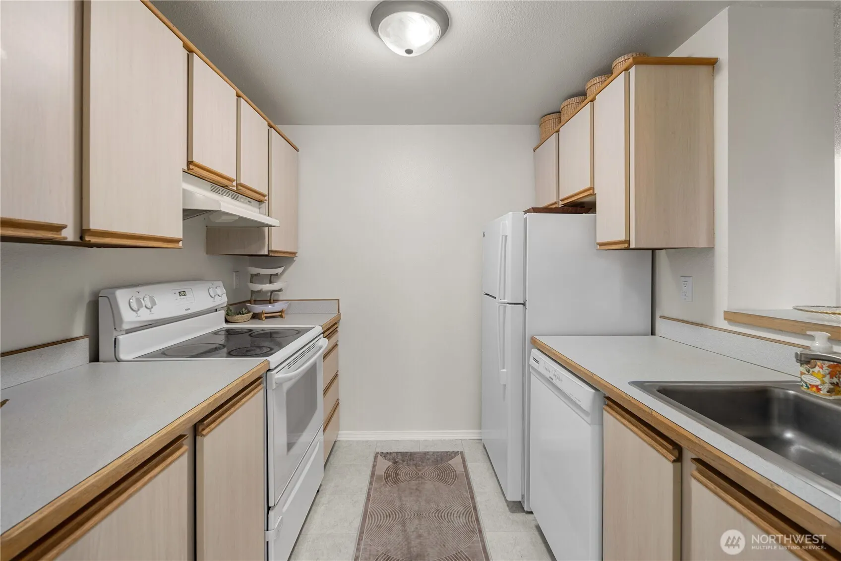 4709 176th Street SW #C10, Lynnwood, WA 98037