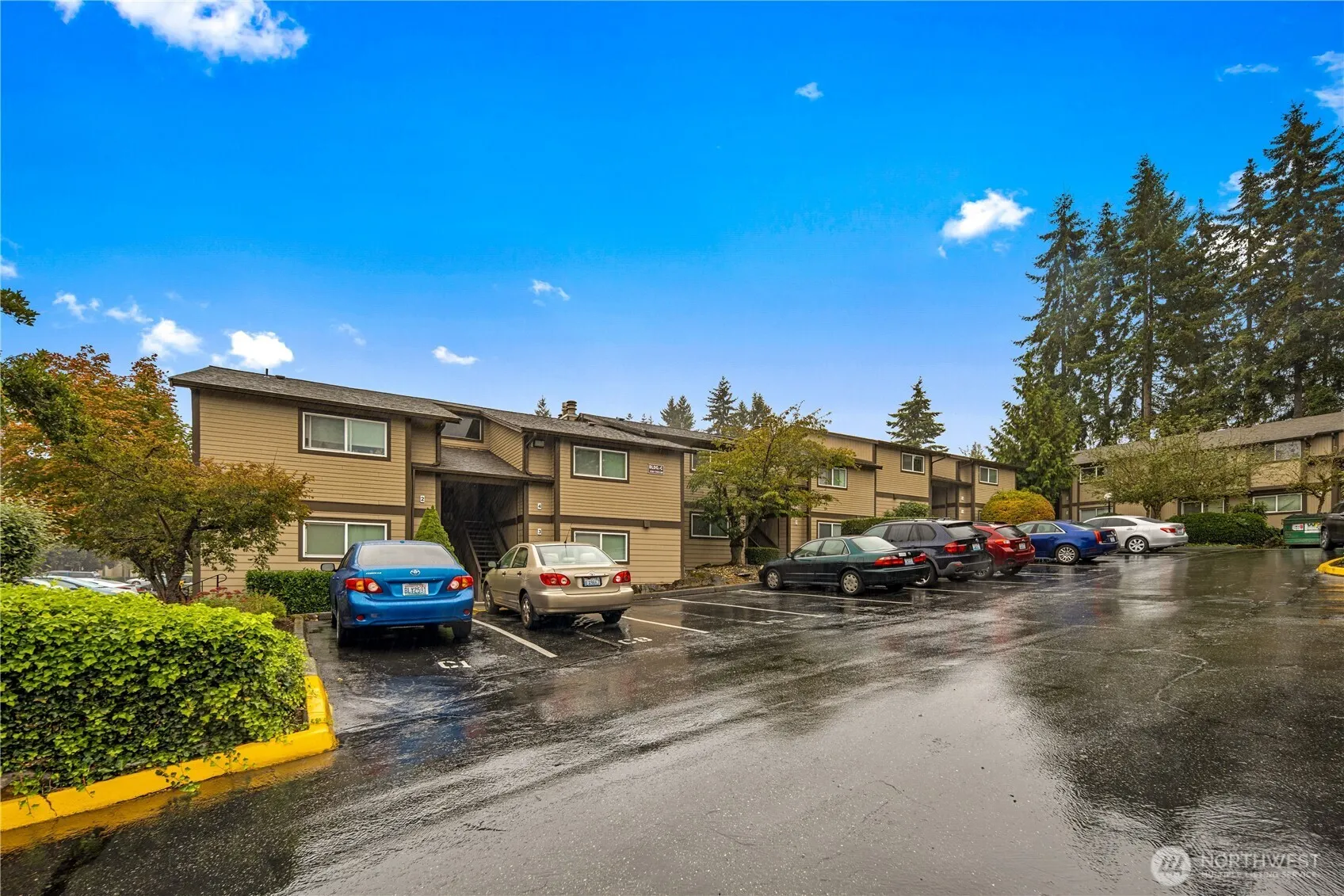 4709 176th Street SW #C10, Lynnwood, WA 98037