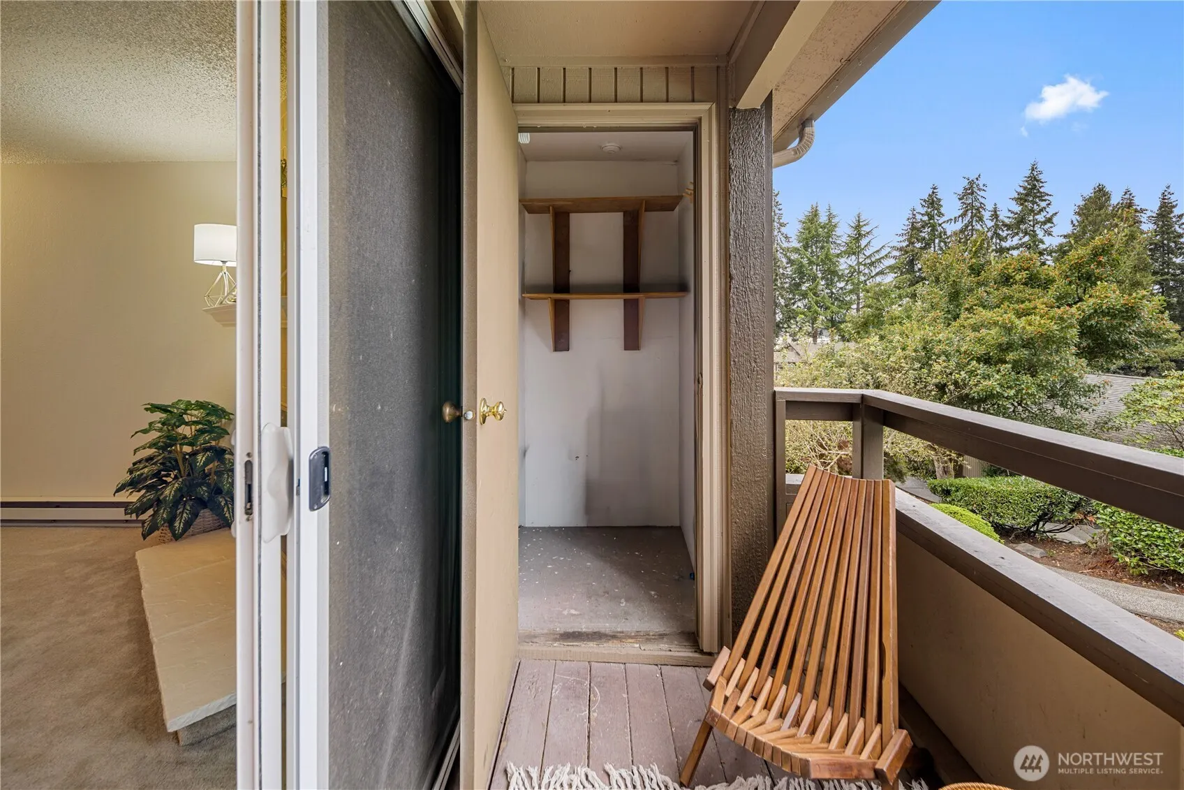 4709 176th Street SW #C10, Lynnwood, WA 98037