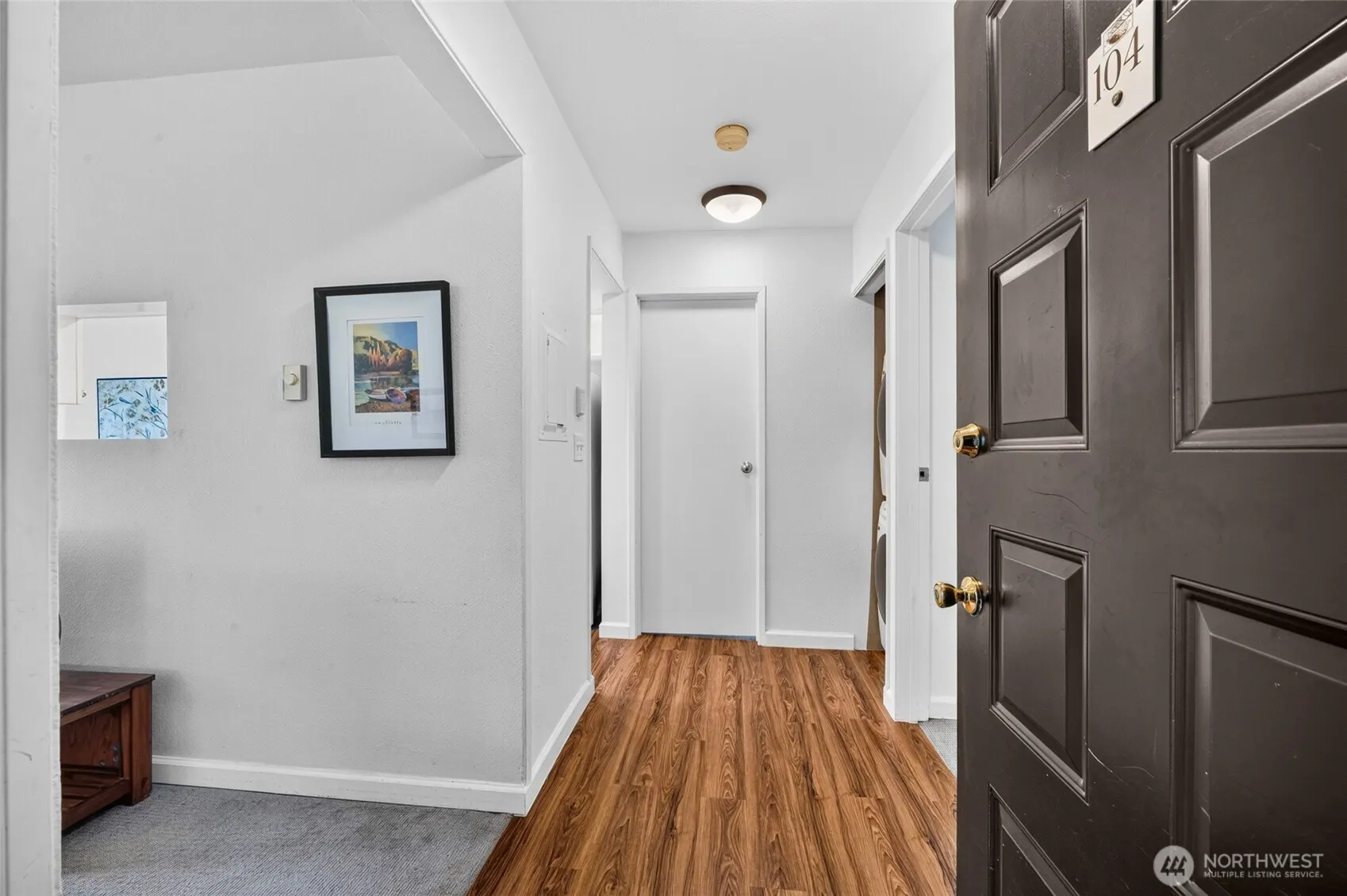 10410 NE 32nd Place #D-104, Bellevue, WA 98004