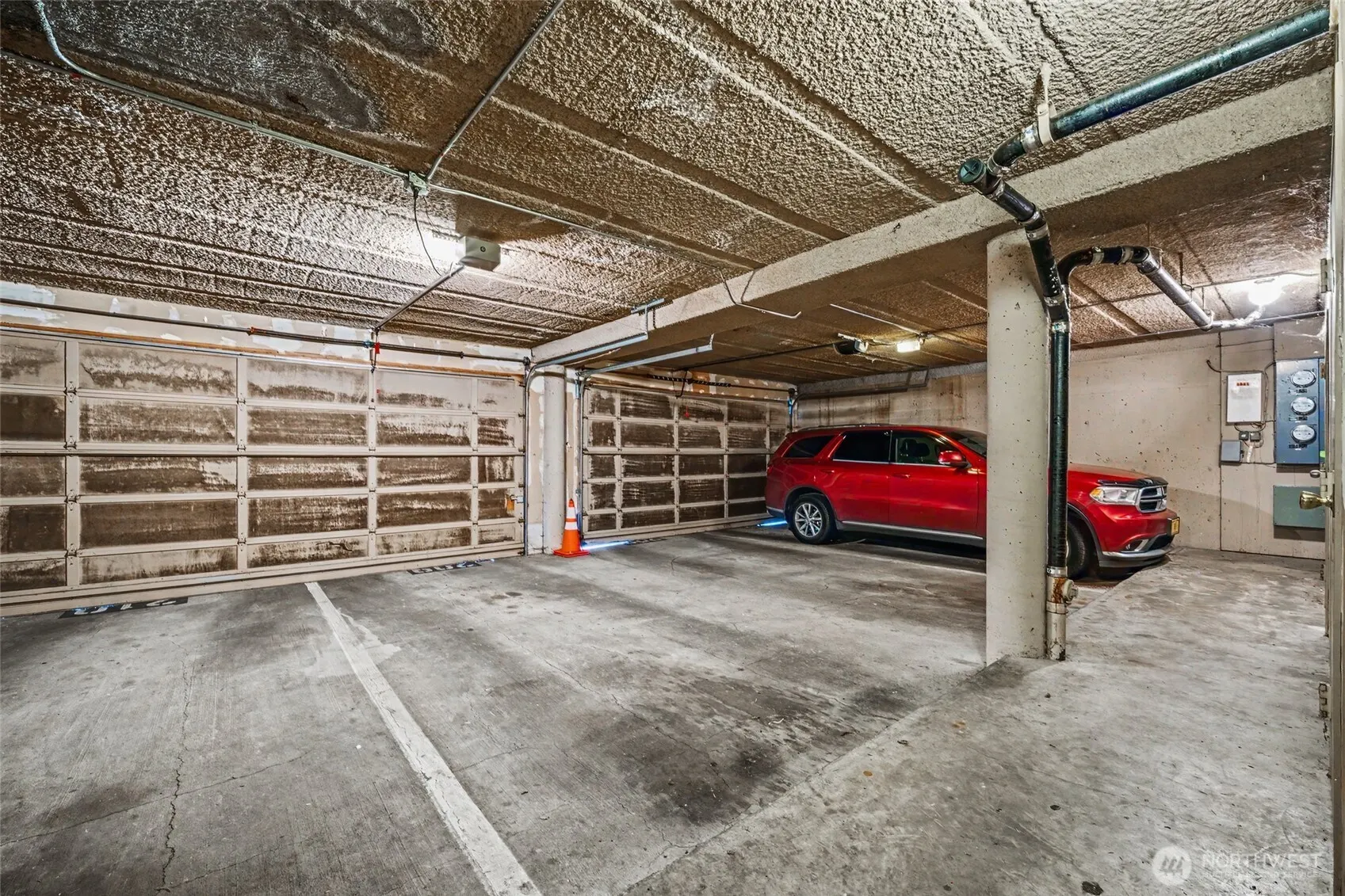 10410 NE 32nd Place #D-104, Bellevue, WA 98004