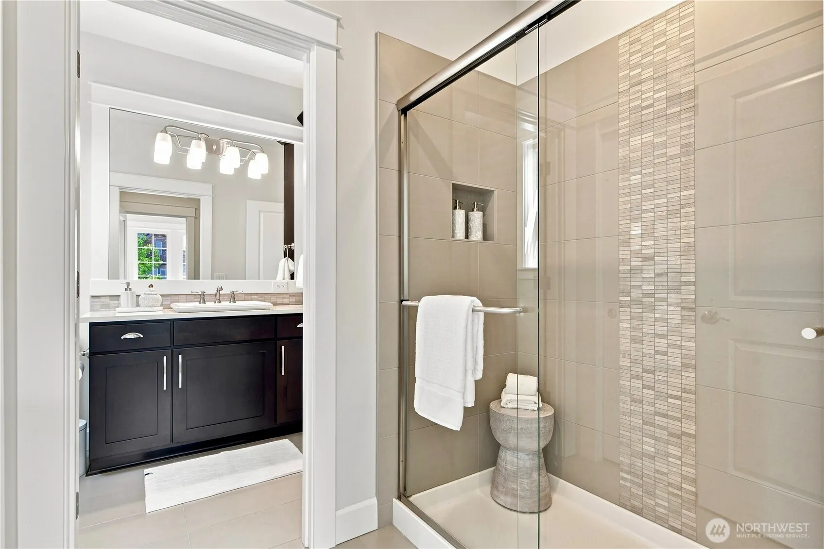 22962 SE 20th Street , Sammamish, WA 98075