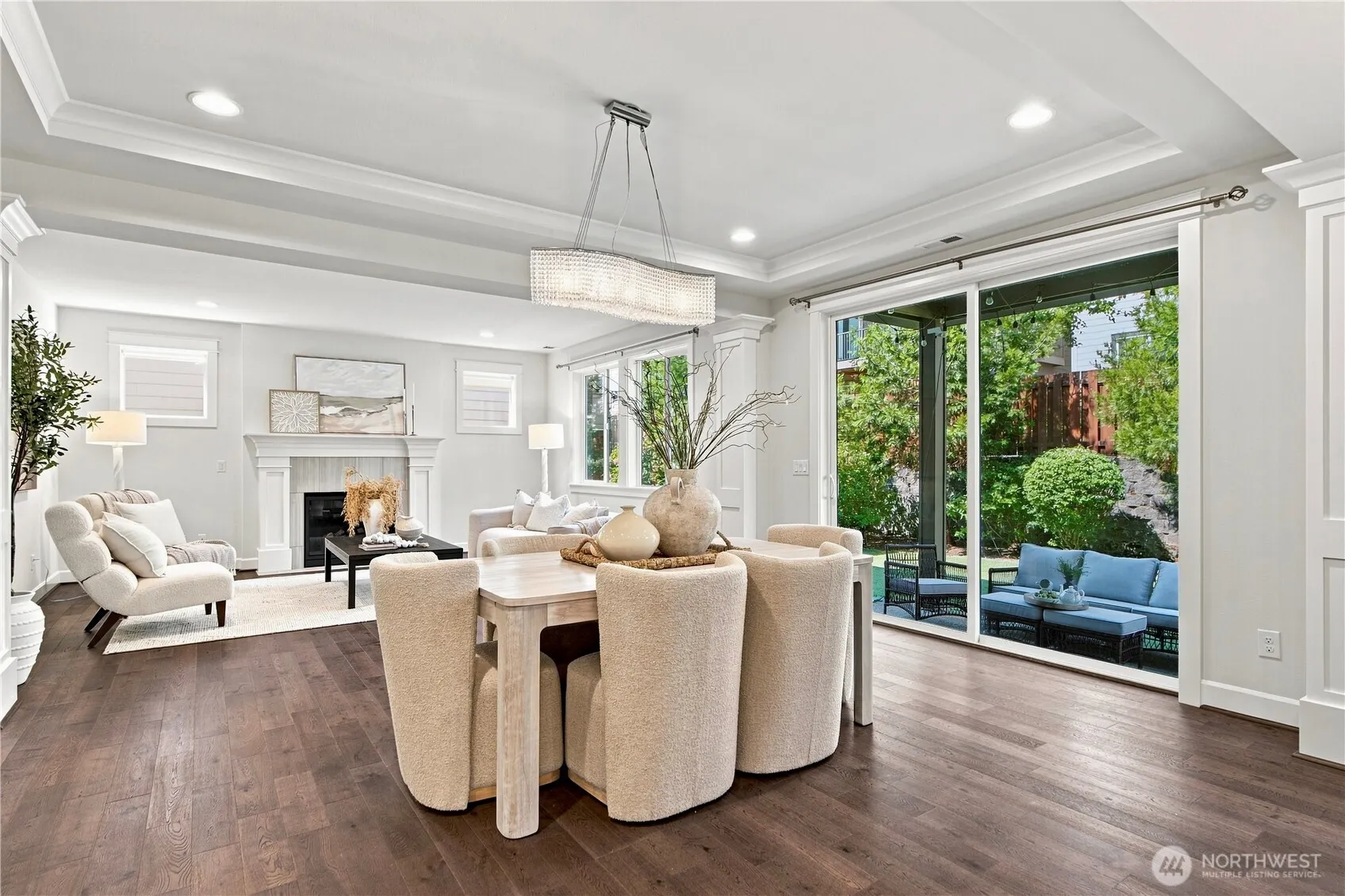 22962 SE 20th Street , Sammamish, WA 98075