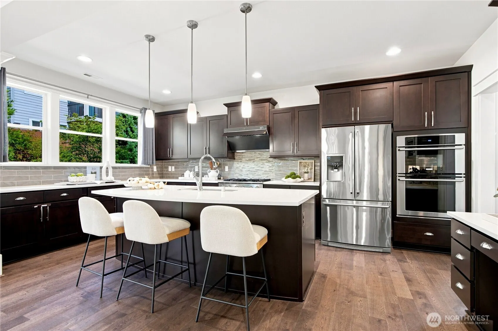 22962 SE 20th Street , Sammamish, WA 98075