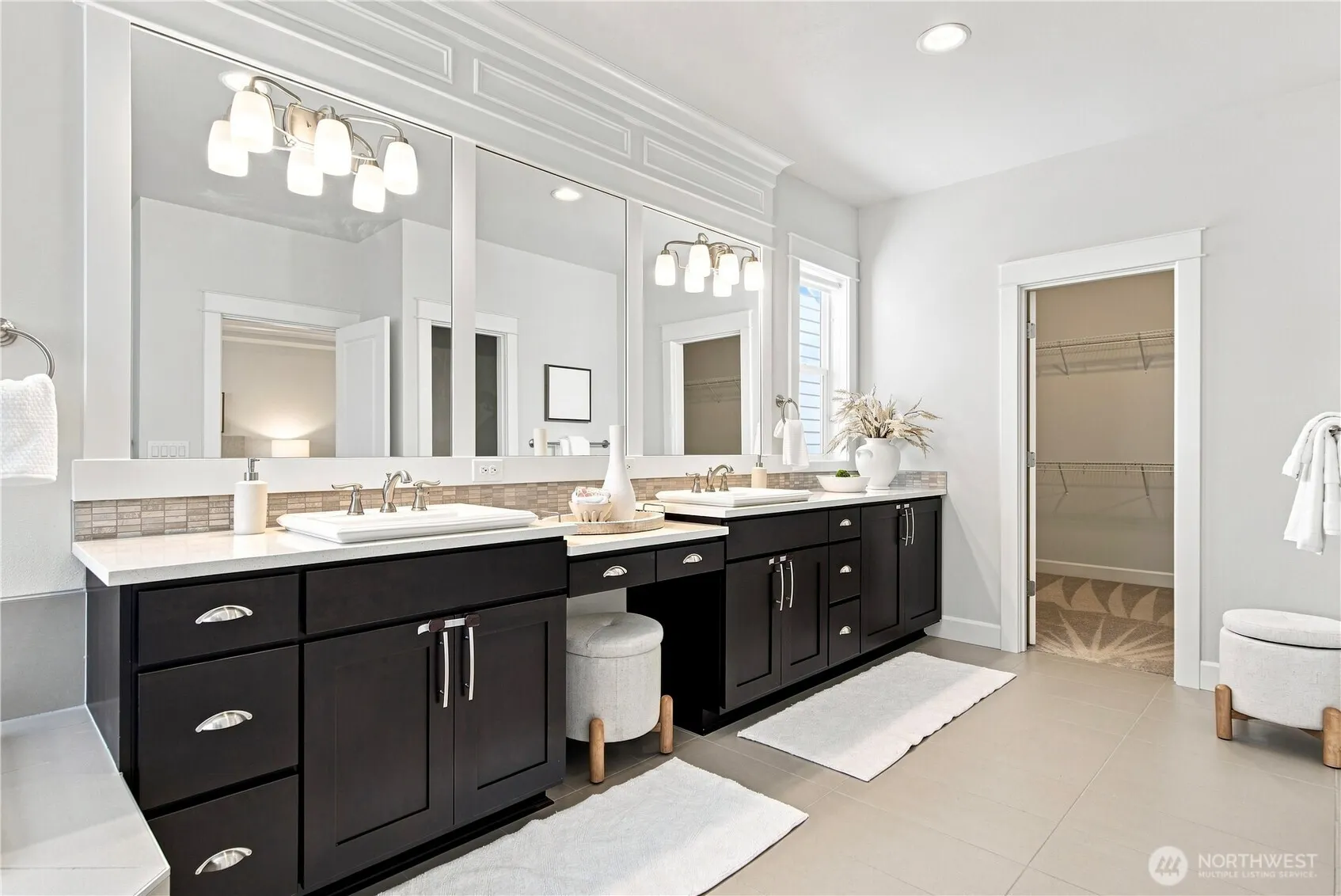 22962 SE 20th Street , Sammamish, WA 98075