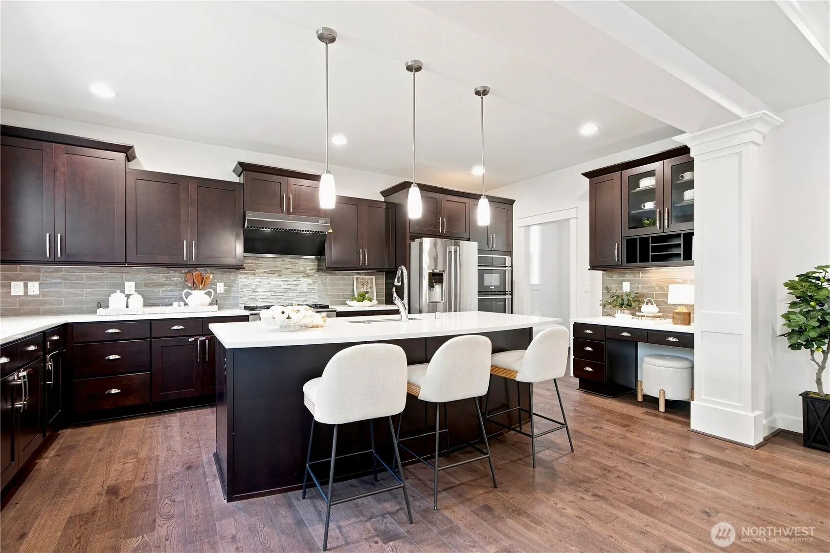22962 SE 20th Street , Sammamish, WA 98075