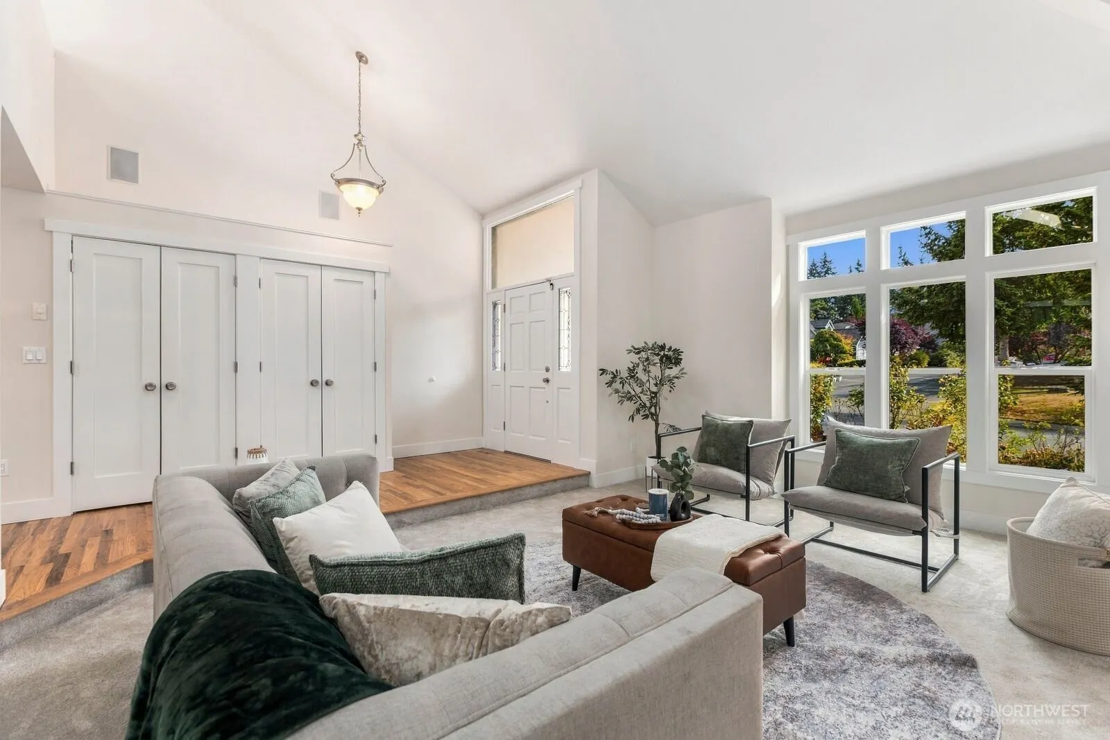 12470 NE 162nd Street , Woodinville, WA 98072