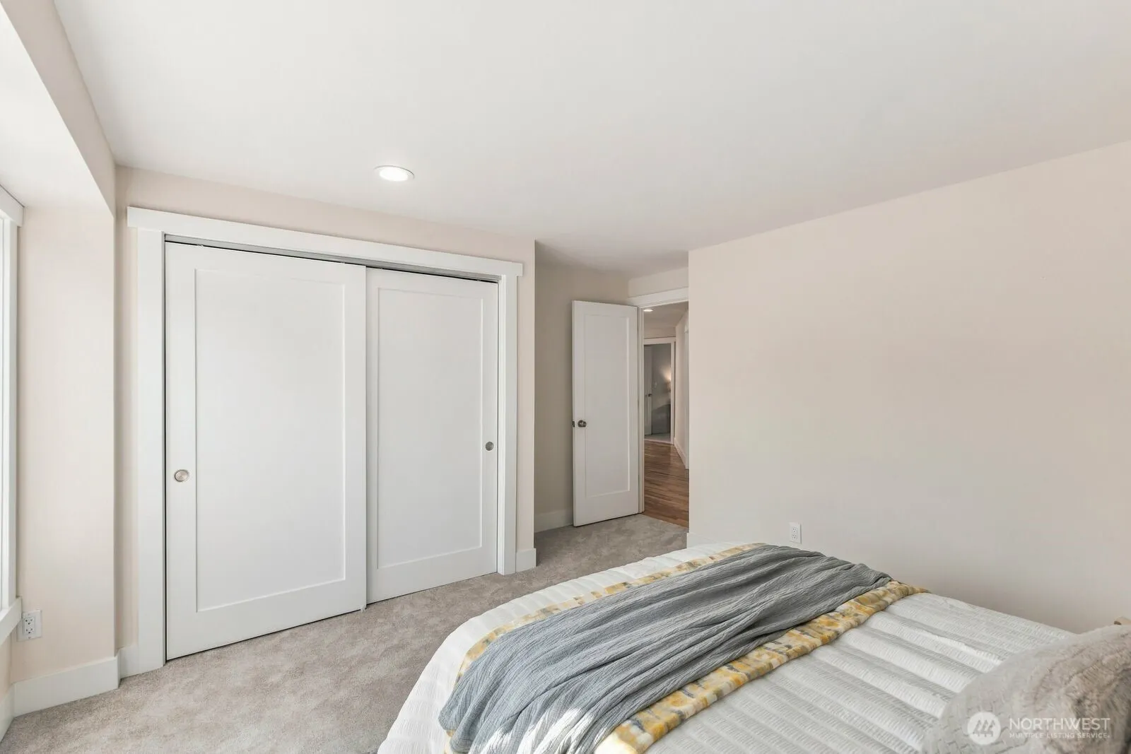 12470 NE 162nd Street , Woodinville, WA 98072