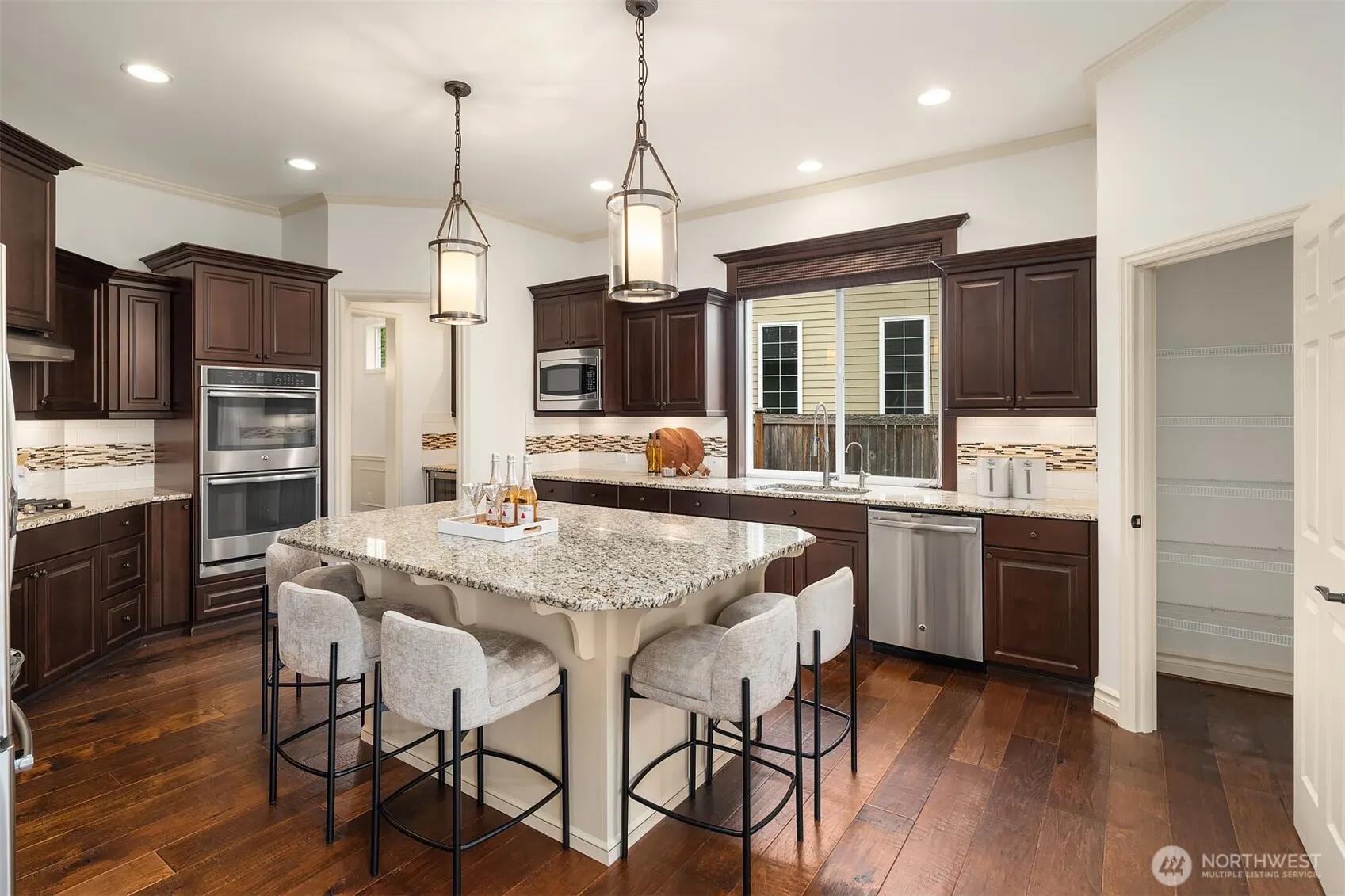 1610 273rd Place SE, Sammamish, WA 98075
