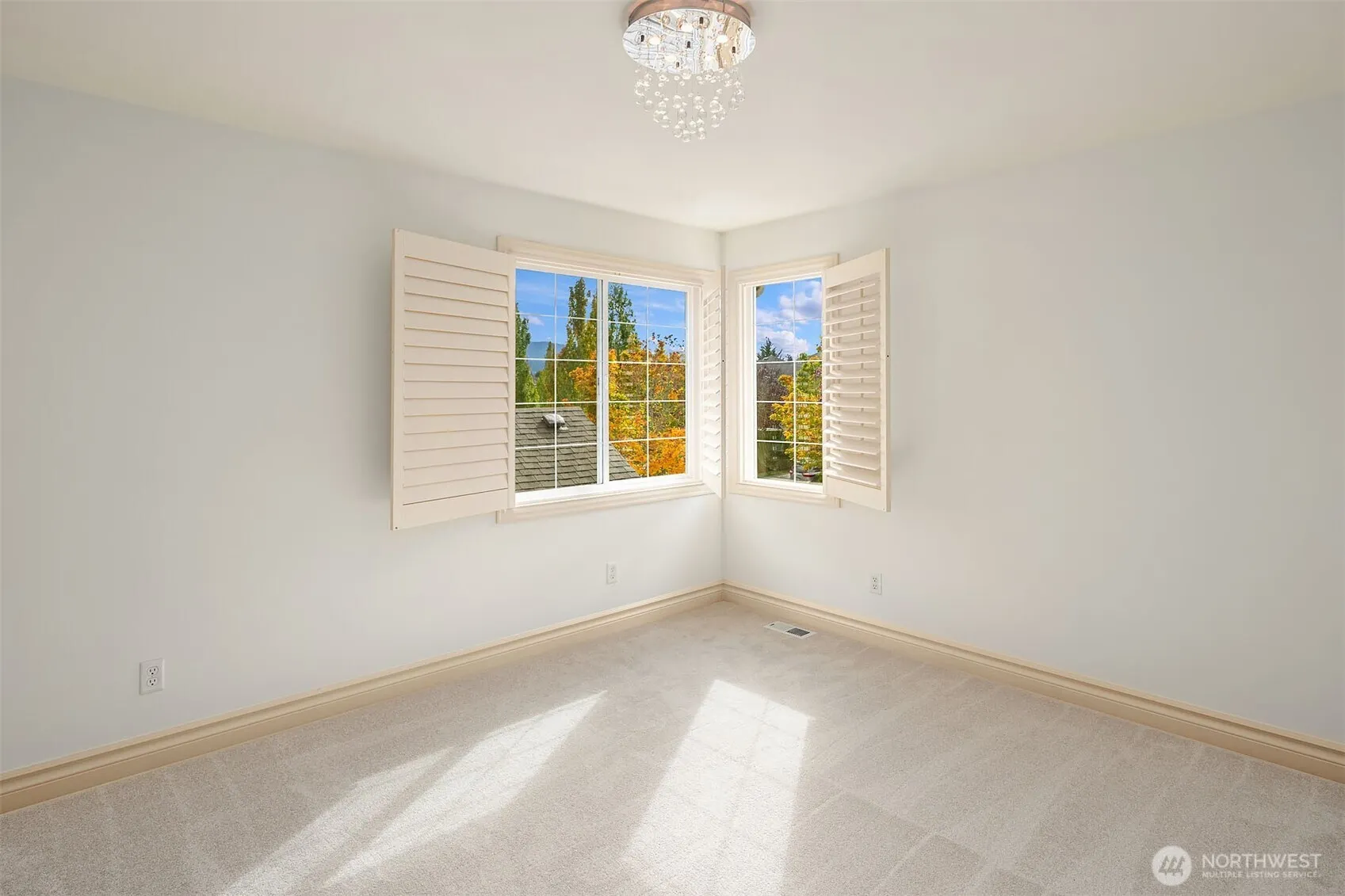1610 273rd Place SE, Sammamish, WA 98075