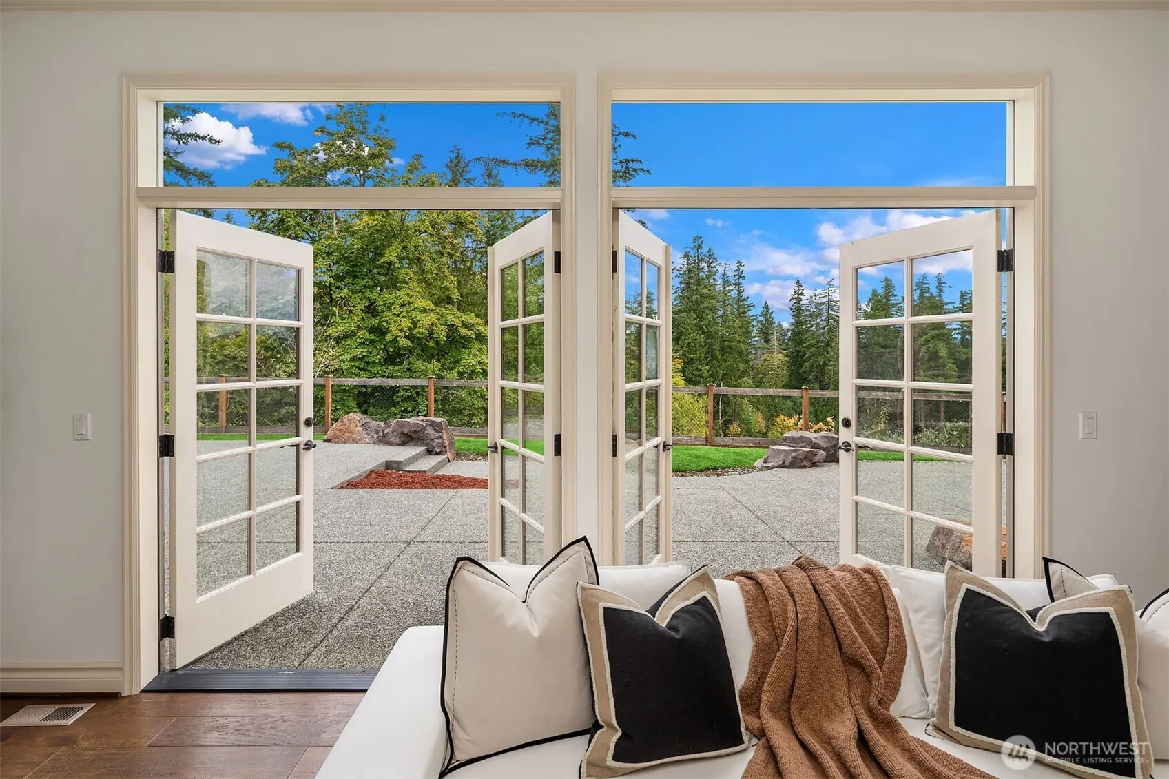 1610 273rd Place SE, Sammamish, WA 98075