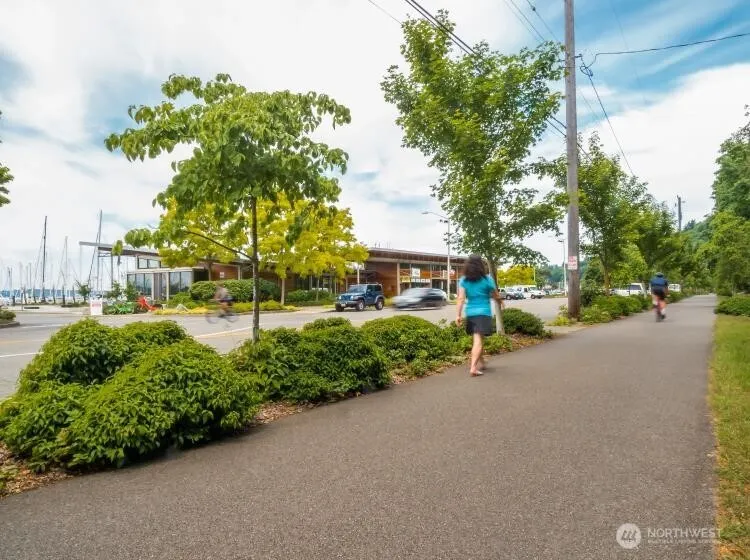 2830 NW 56th Street #101, Seattle, WA 98107
