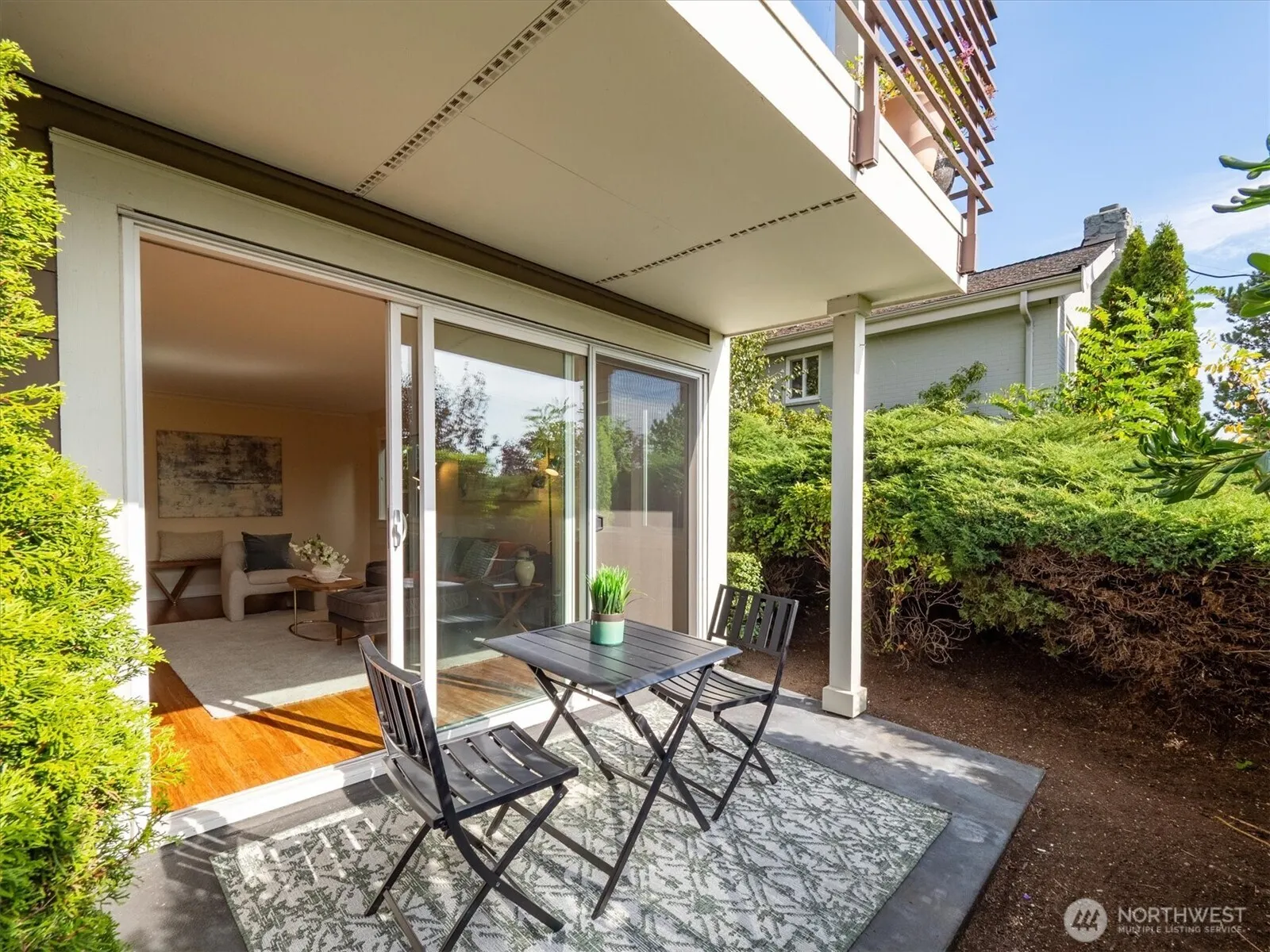 2830 NW 56th Street #101, Seattle, WA 98107