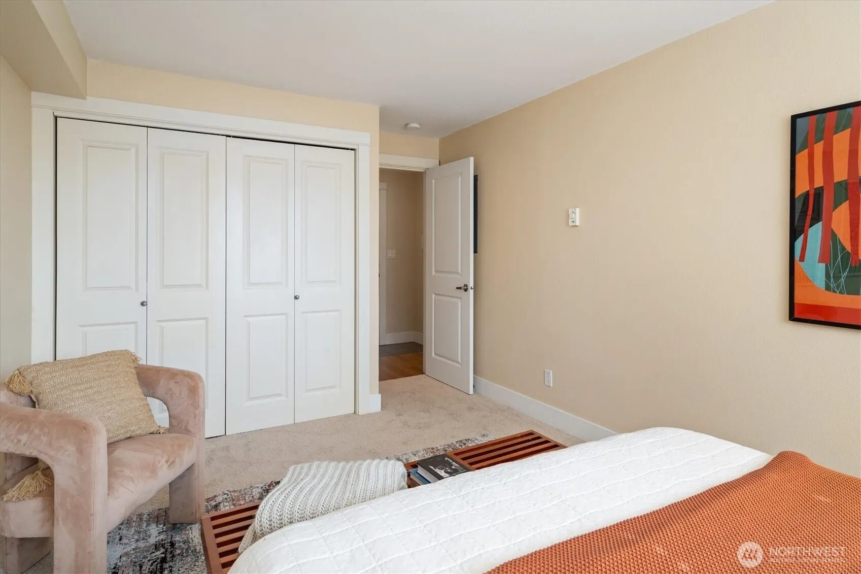2830 NW 56th Street #101, Seattle, WA 98107