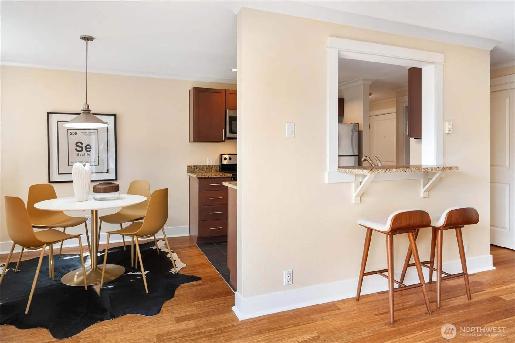 2830 NW 56th Street #101, Seattle, WA 98107