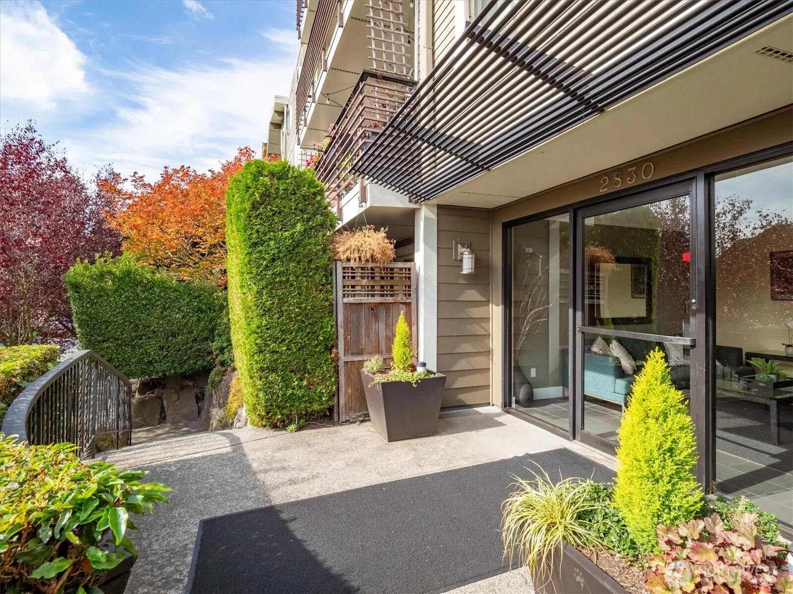 2830 NW 56th Street #101, Seattle, WA 98107