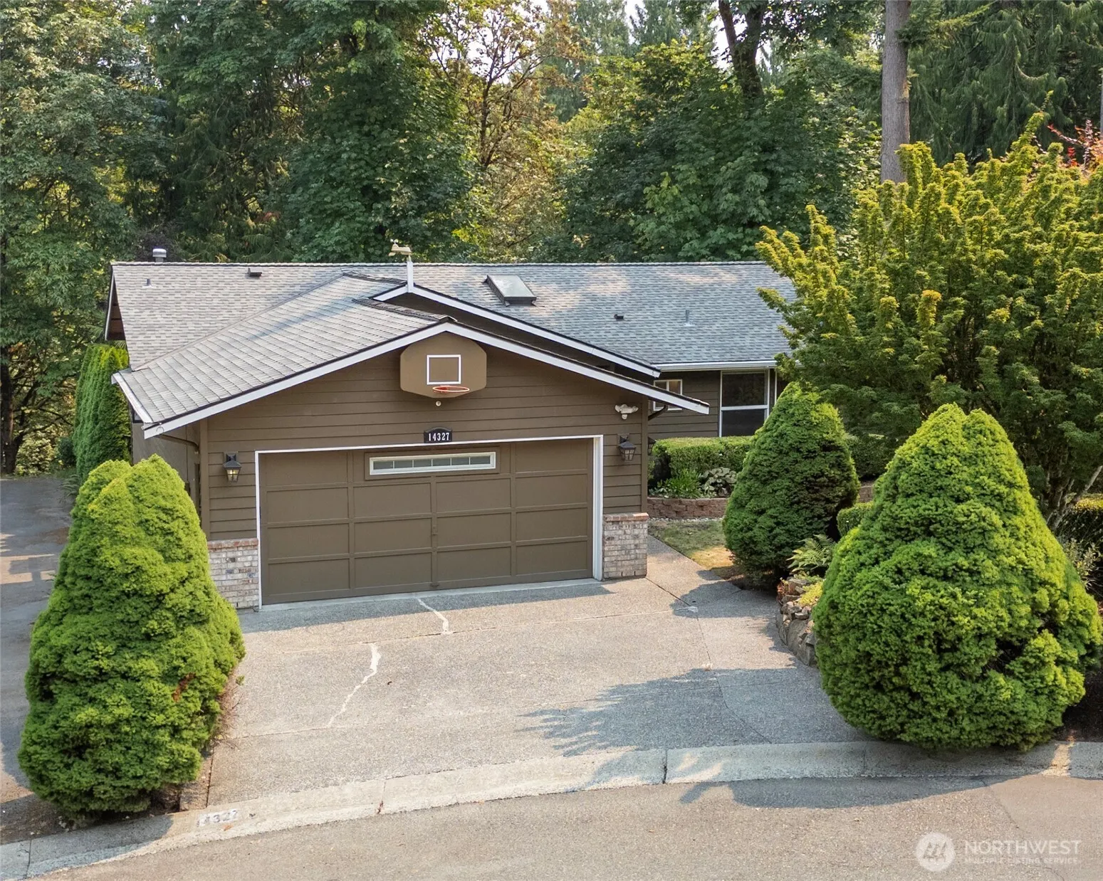 14327 NE 84th Court , Redmond, WA 98052