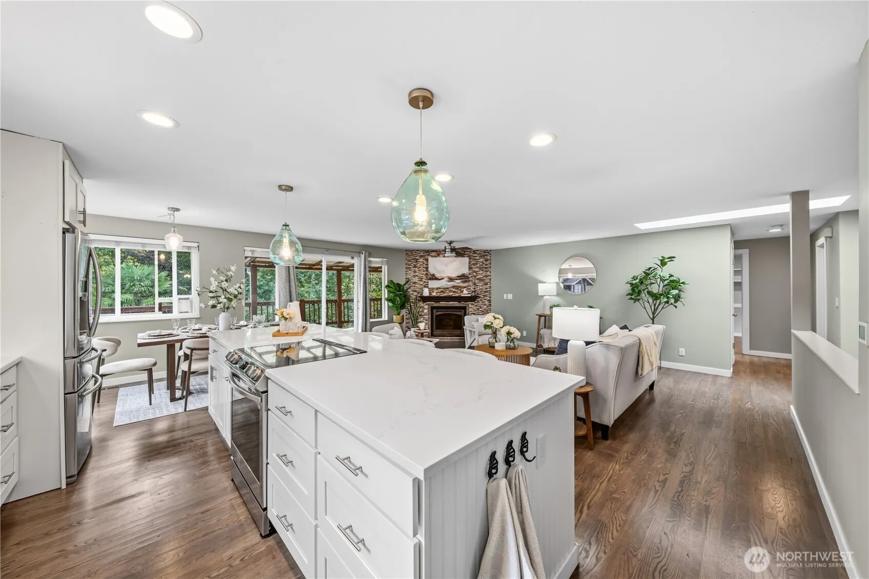 14327 NE 84th Court , Redmond, WA 98052