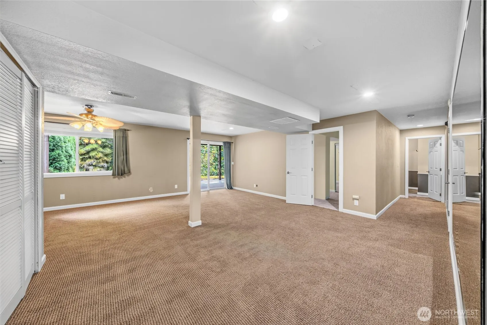 14327 NE 84th Court , Redmond, WA 98052