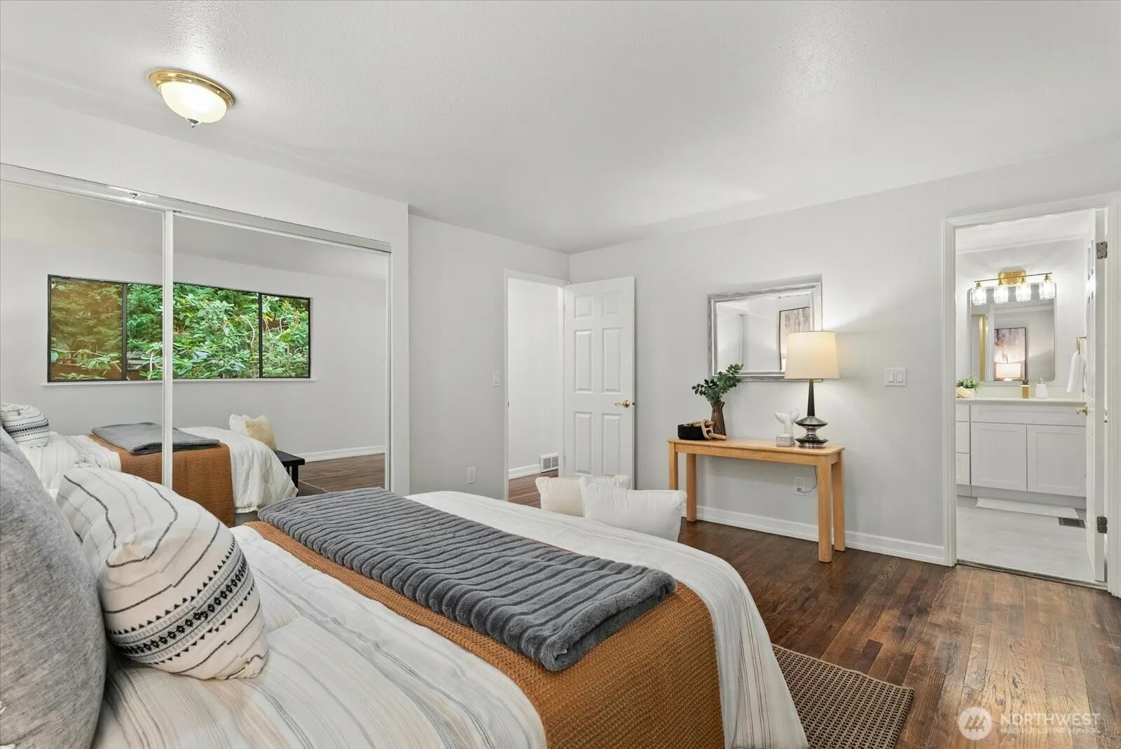 4220 159th Avenue SE, Bellevue, WA 98006