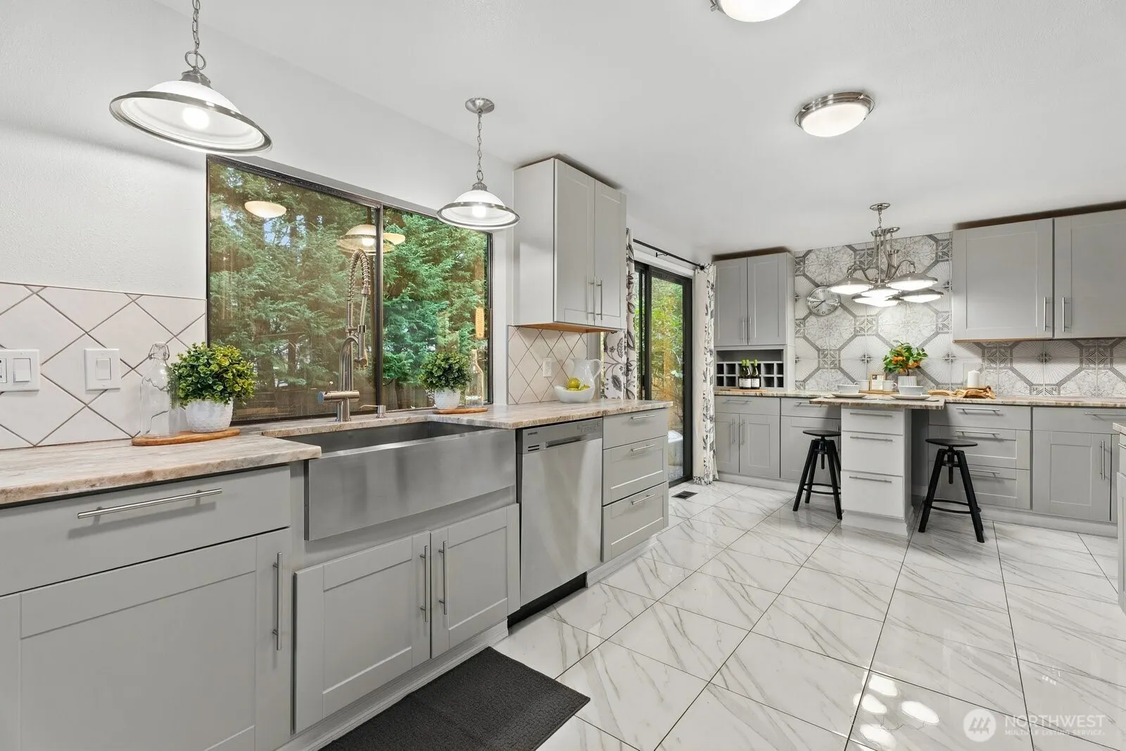 4220 159th Avenue SE, Bellevue, WA 98006