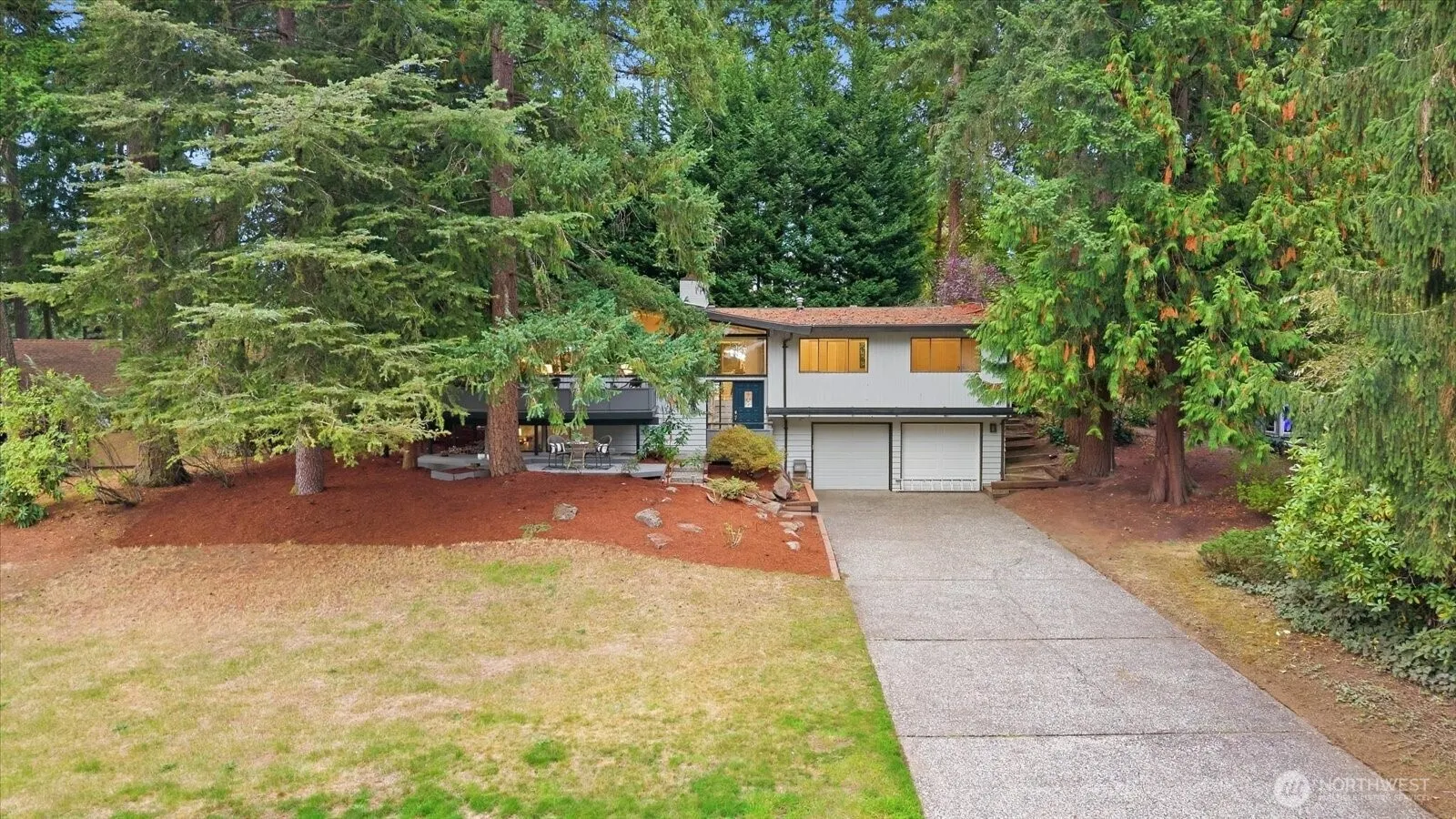 4220 159th Avenue SE, Bellevue, WA 98006