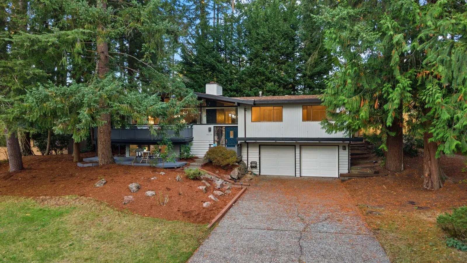 4220 159th Avenue SE, Bellevue, WA 98006