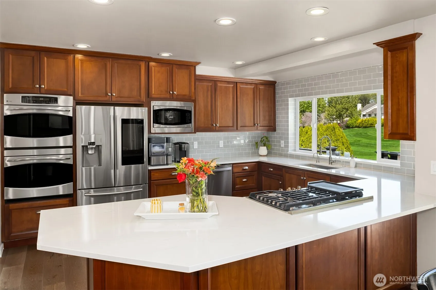 20724 NE 142nd Street , Woodinville, WA 98077